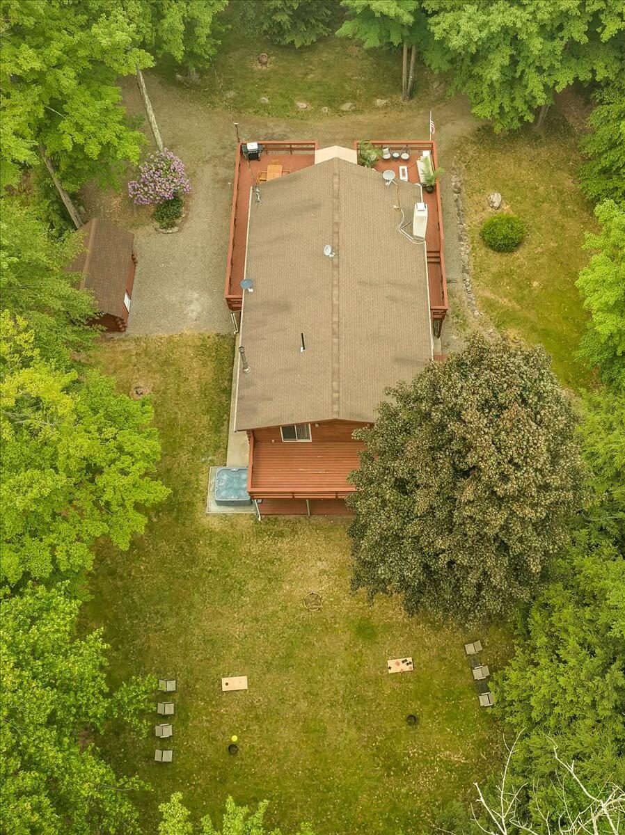 926 Sir Lionel Court