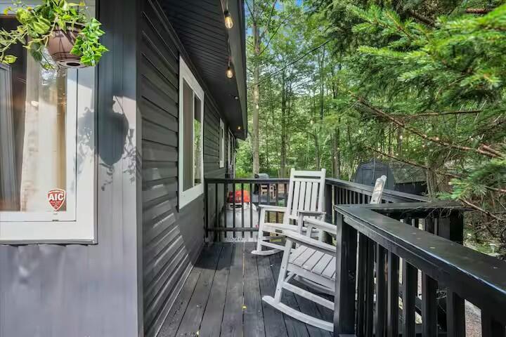 328 Sidney Avenue