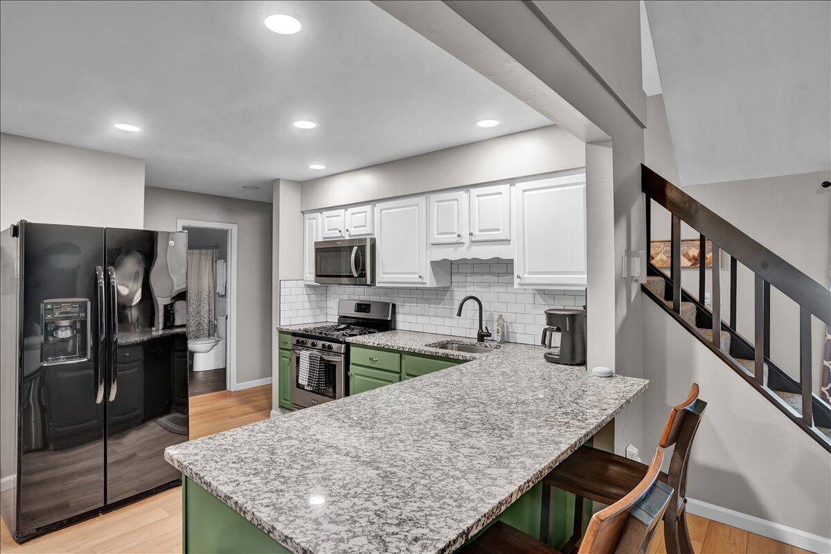 5266 Beechwood Road