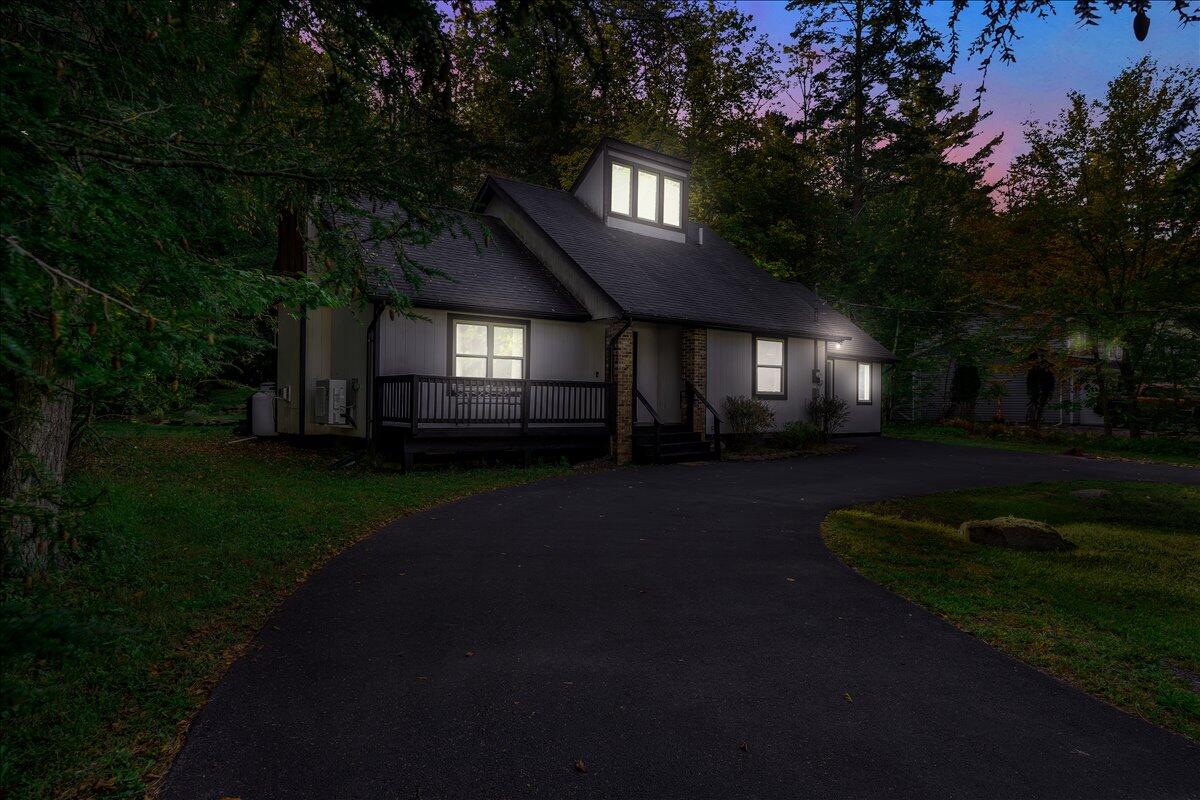 5266 Beechwood Road