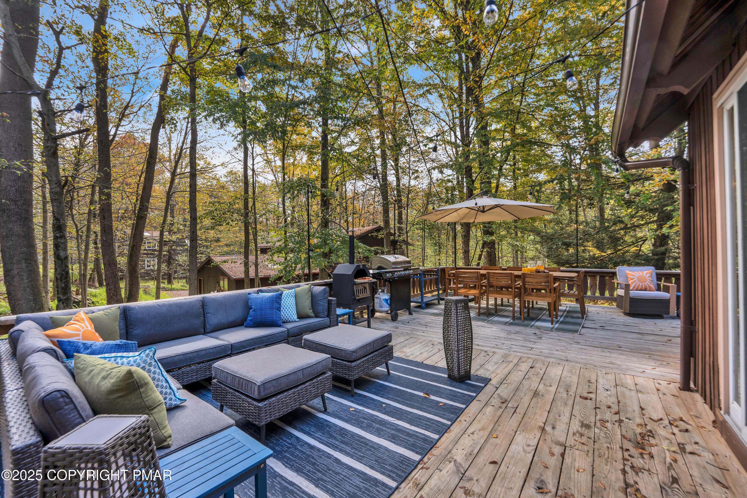 22 Mountain Glen Drive