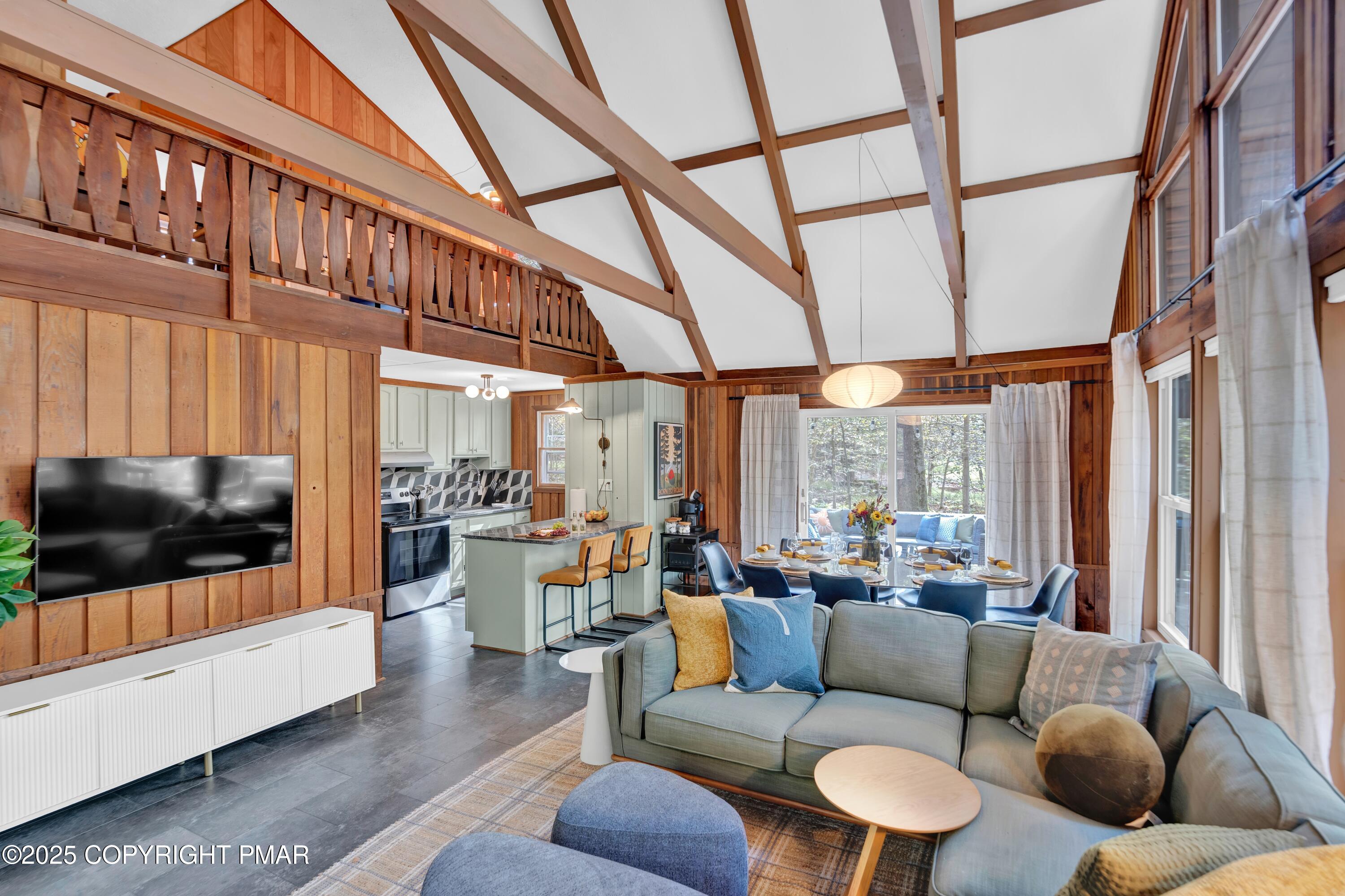 22 Mountain Glen Drive