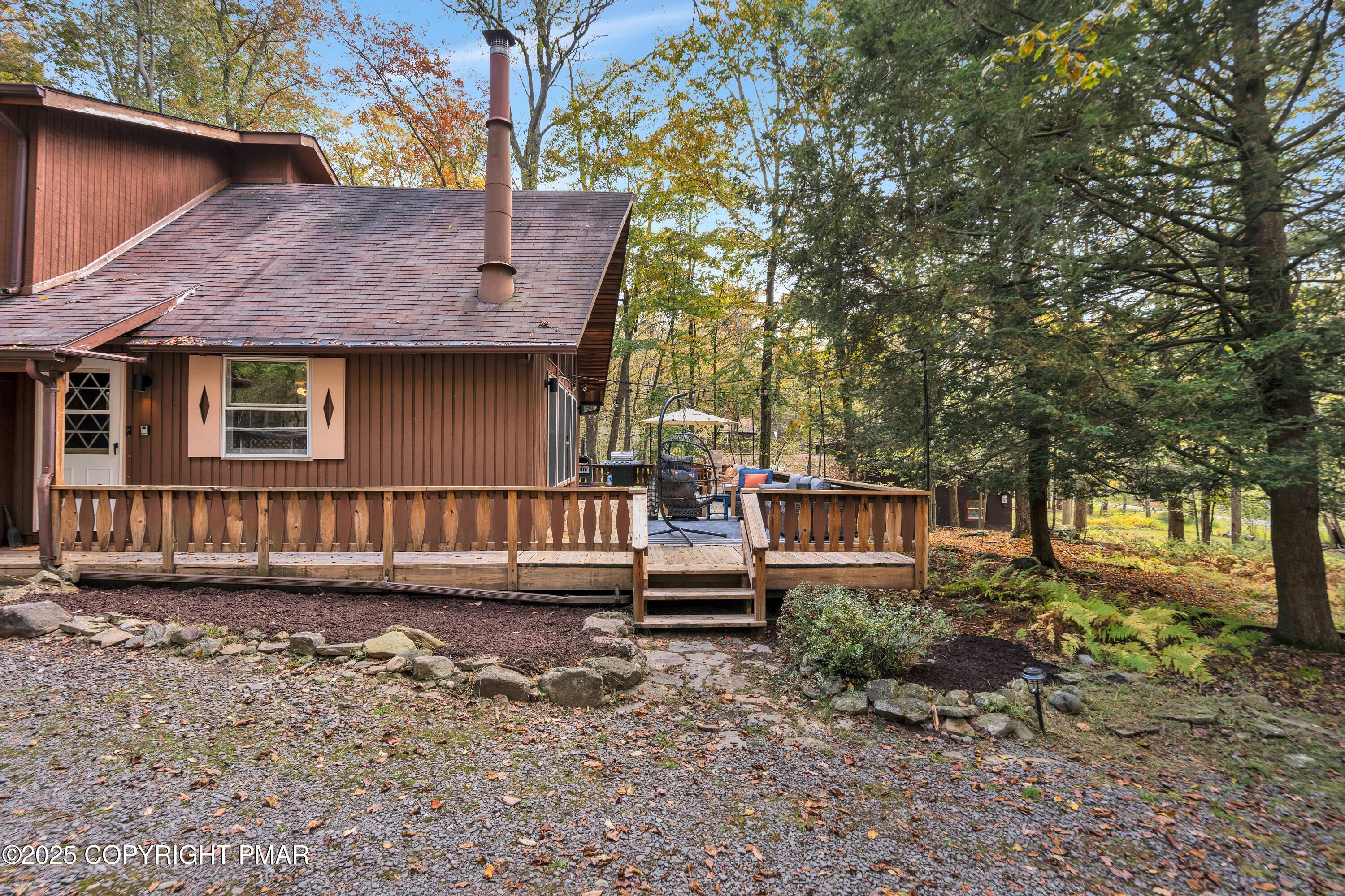 22 Mountain Glen Drive