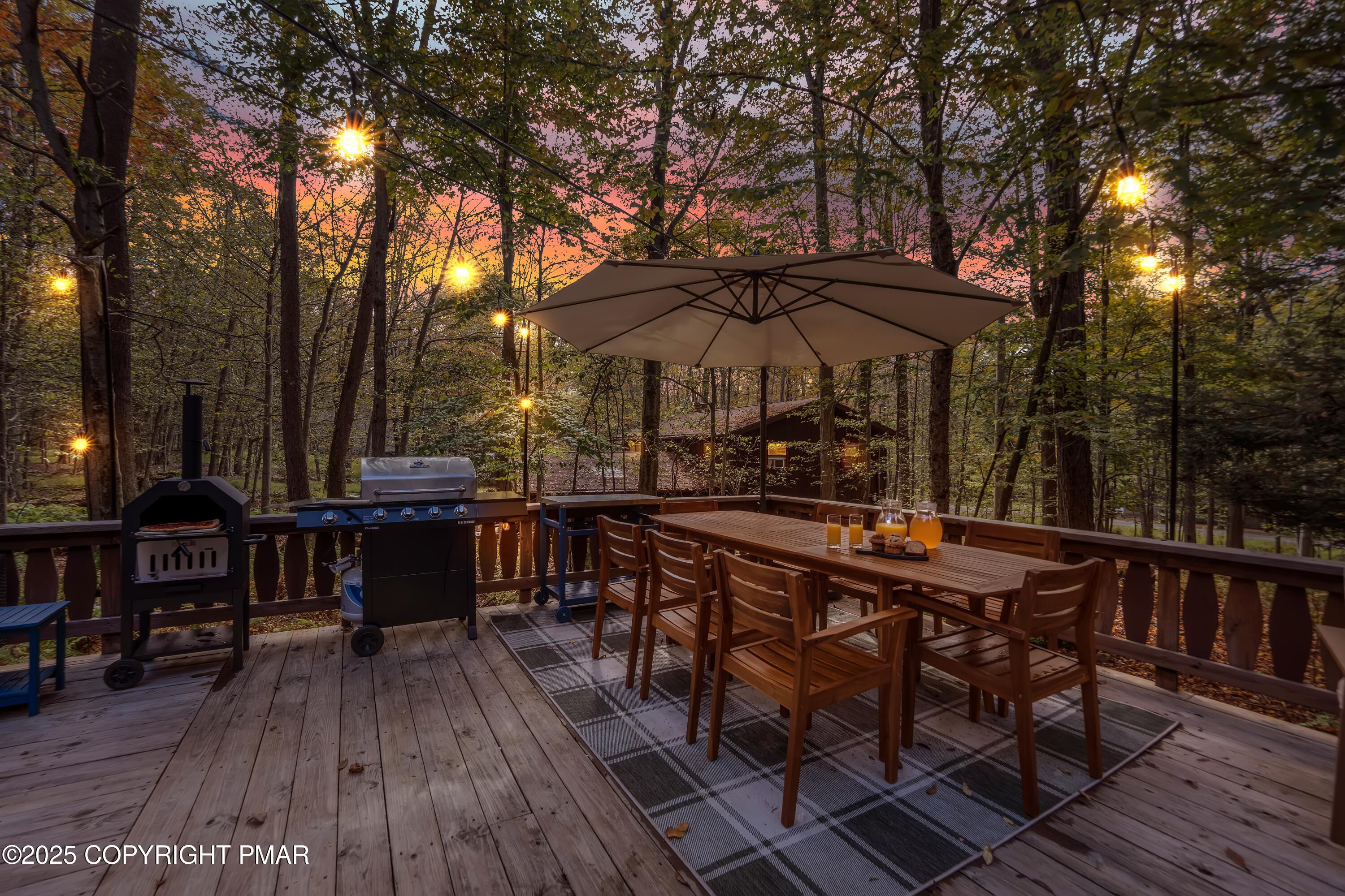 22 Mountain Glen Drive