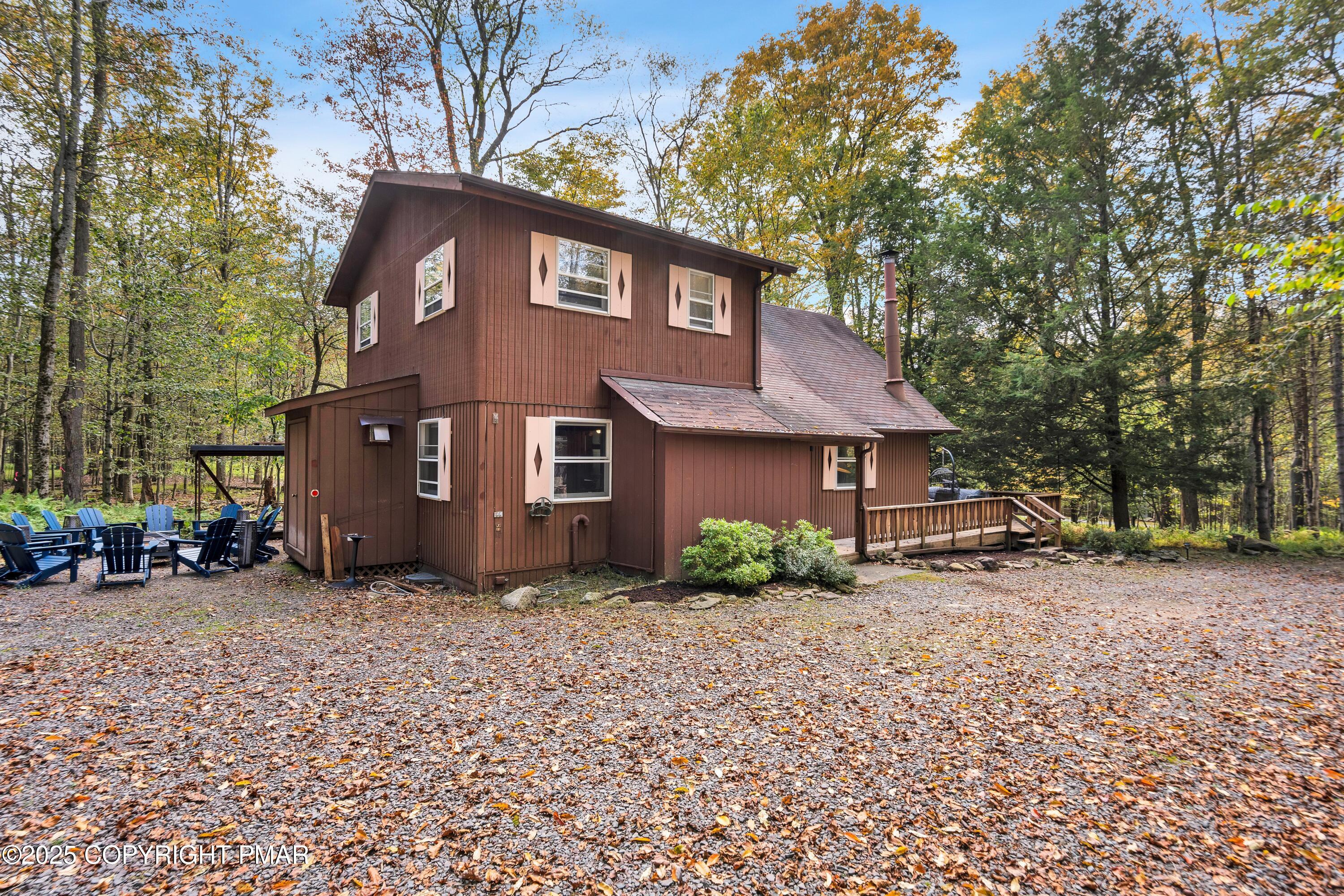 22 Mountain Glen Drive