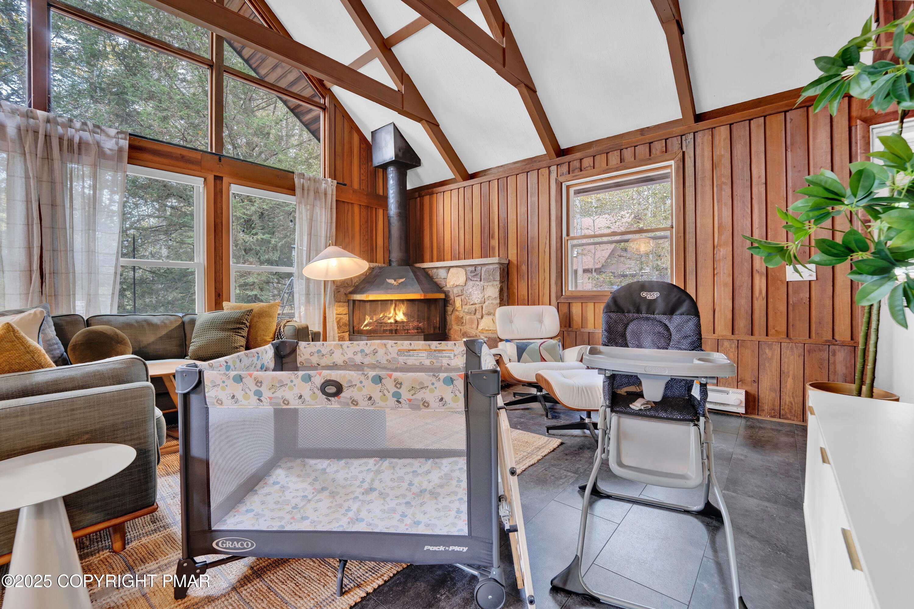 22 Mountain Glen Drive