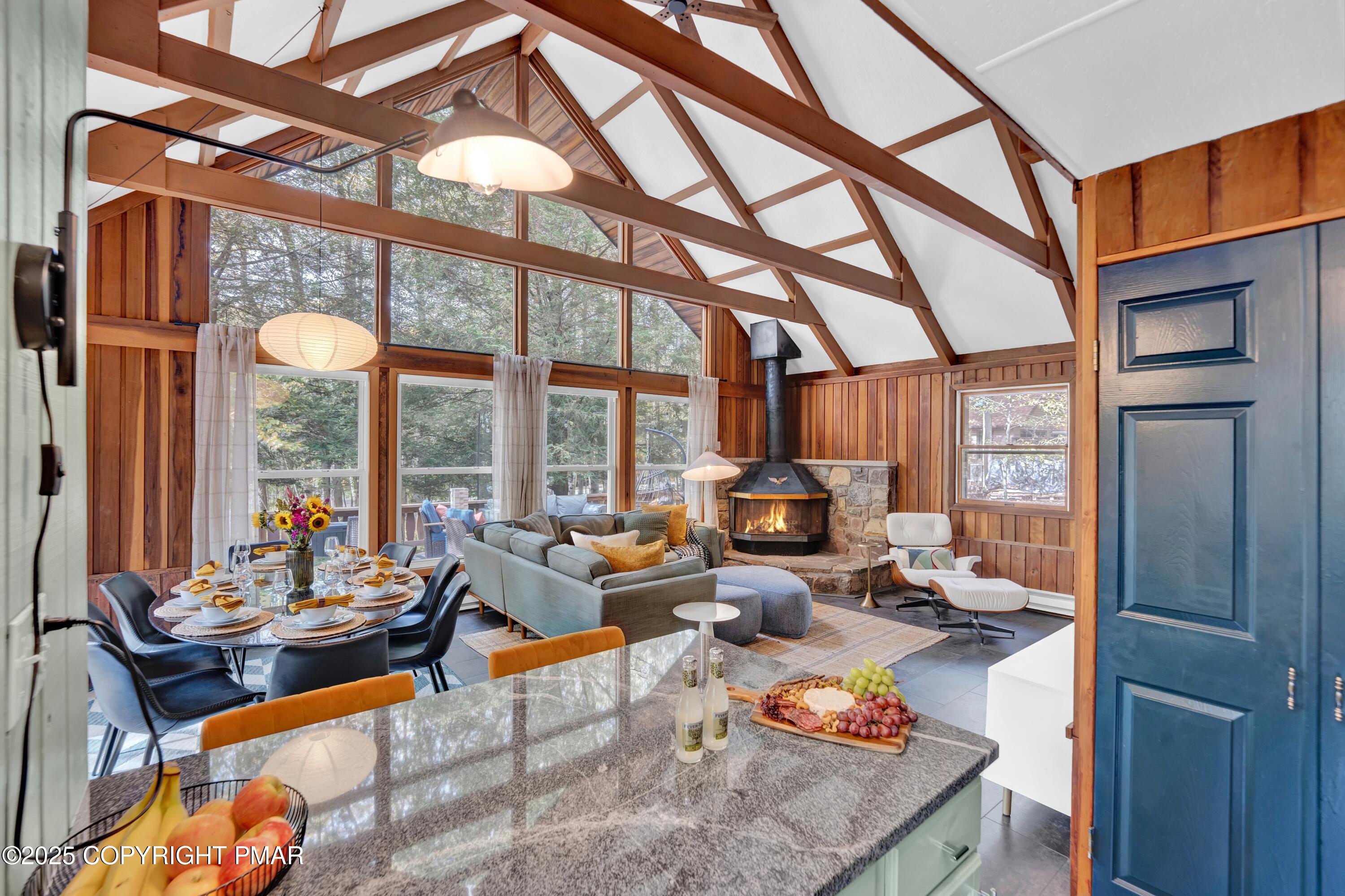 22 Mountain Glen Drive