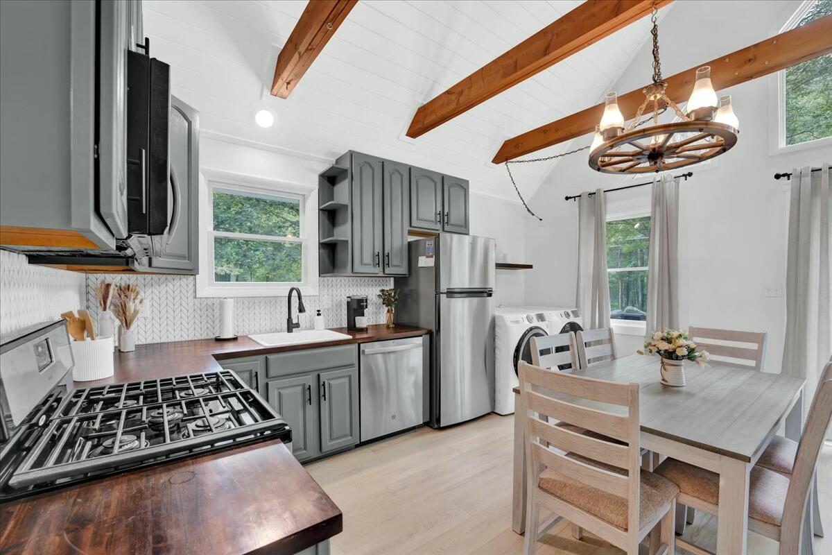 114 Petrarch Trail