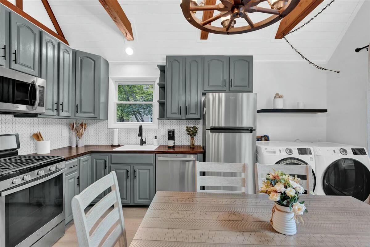 114 Petrarch Trail