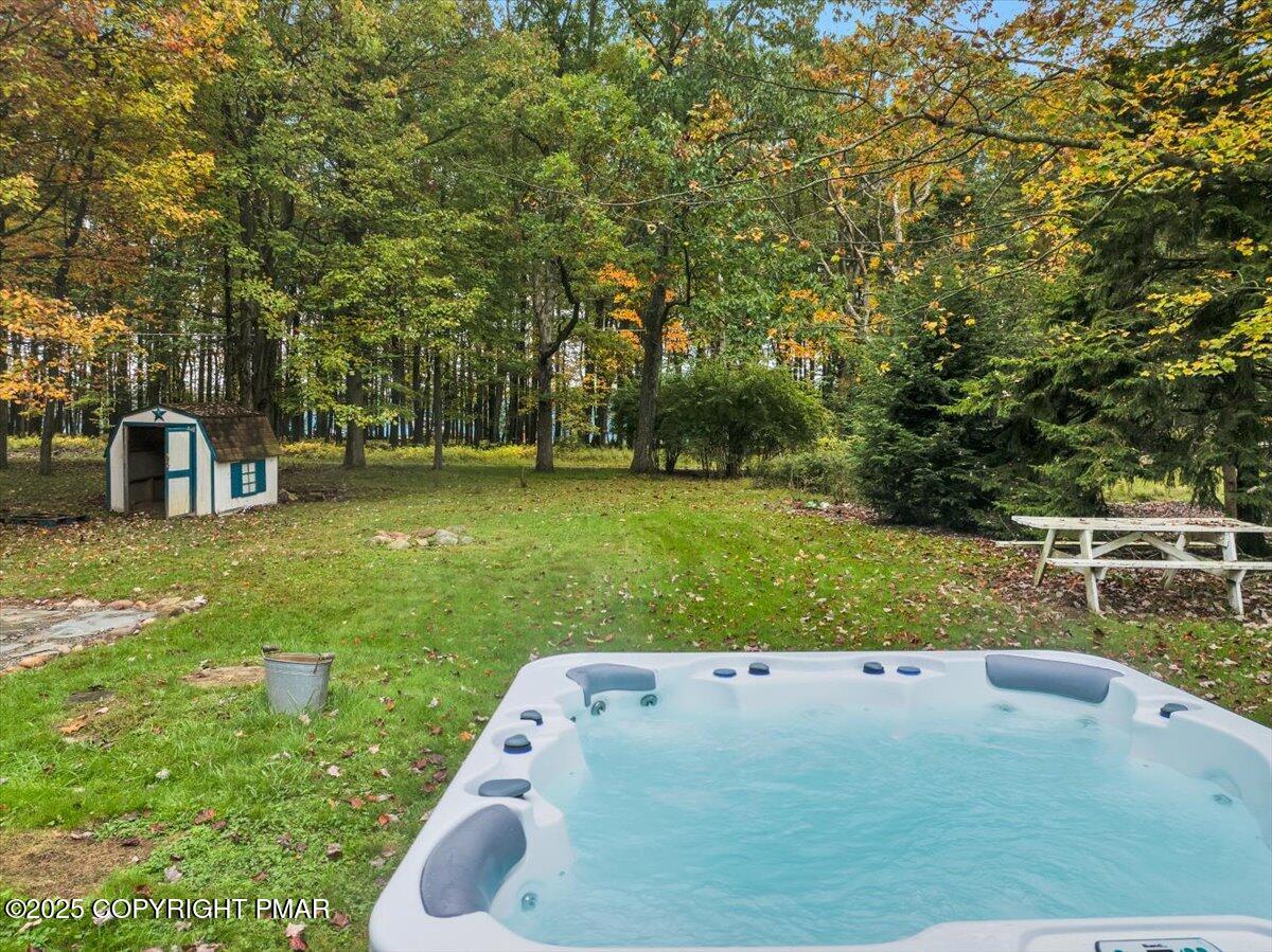 216 Sutton Place