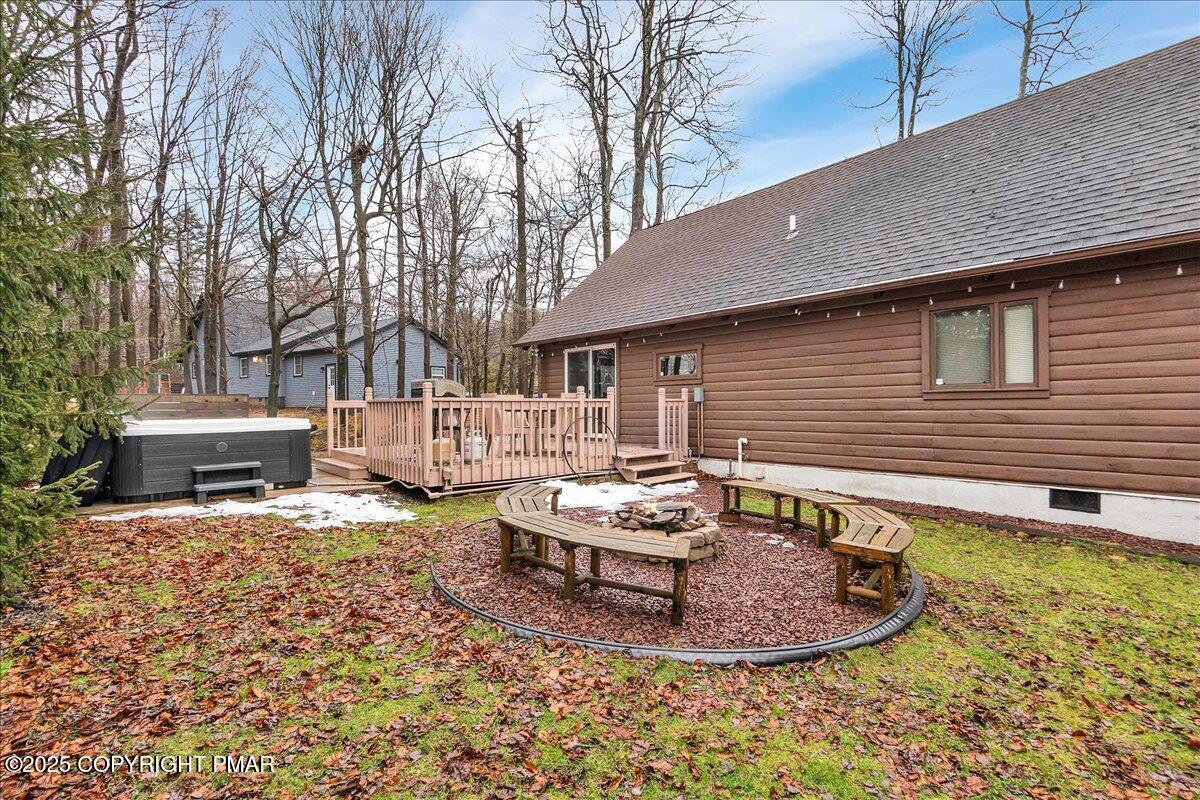 7515 Crestview Drive