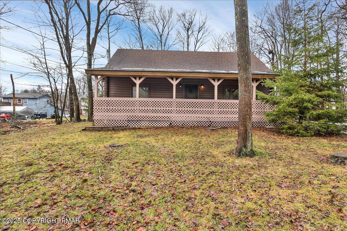 7515 Crestview Drive