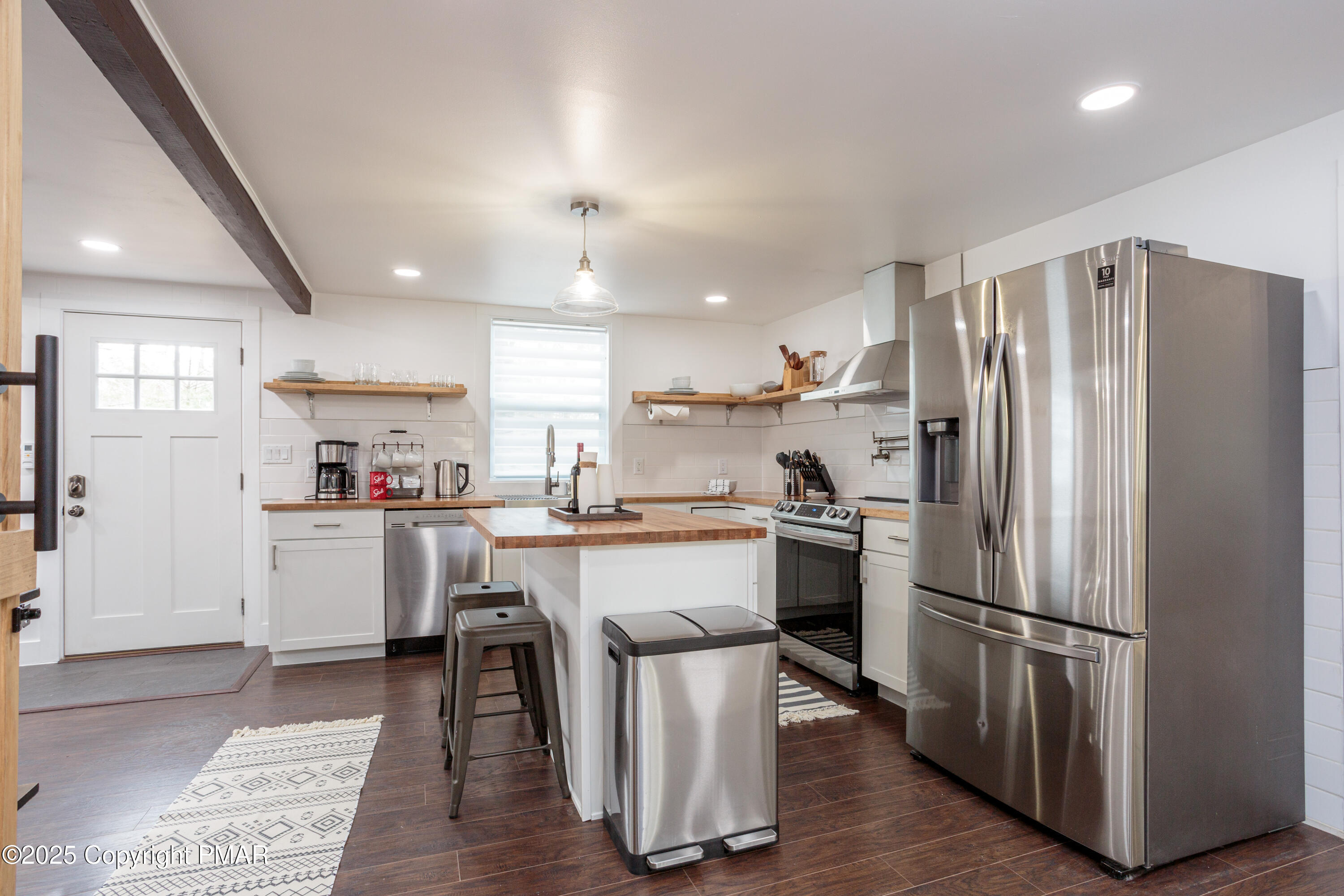 619 Washington Place