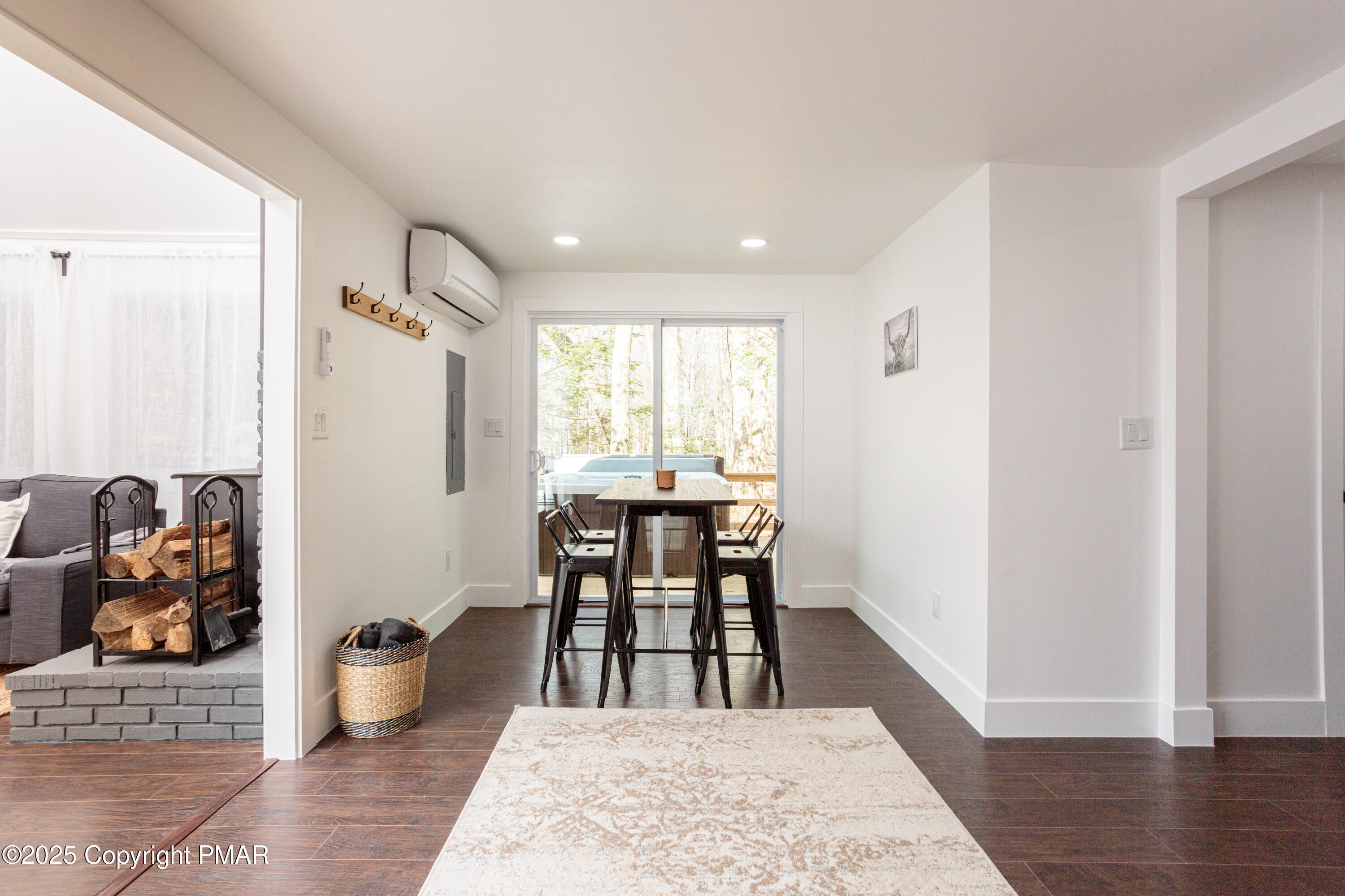 619 Washington Place