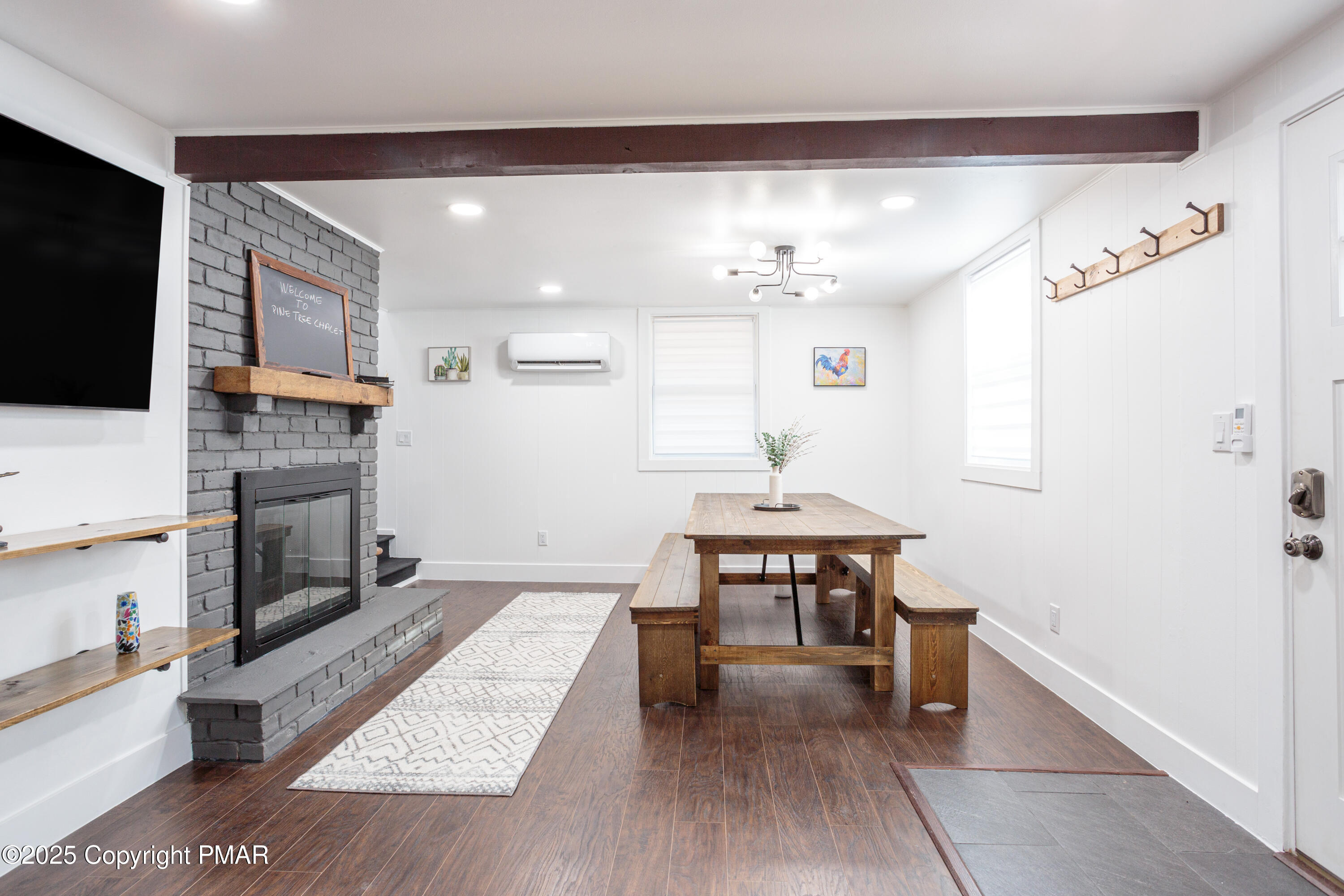 619 Washington Place