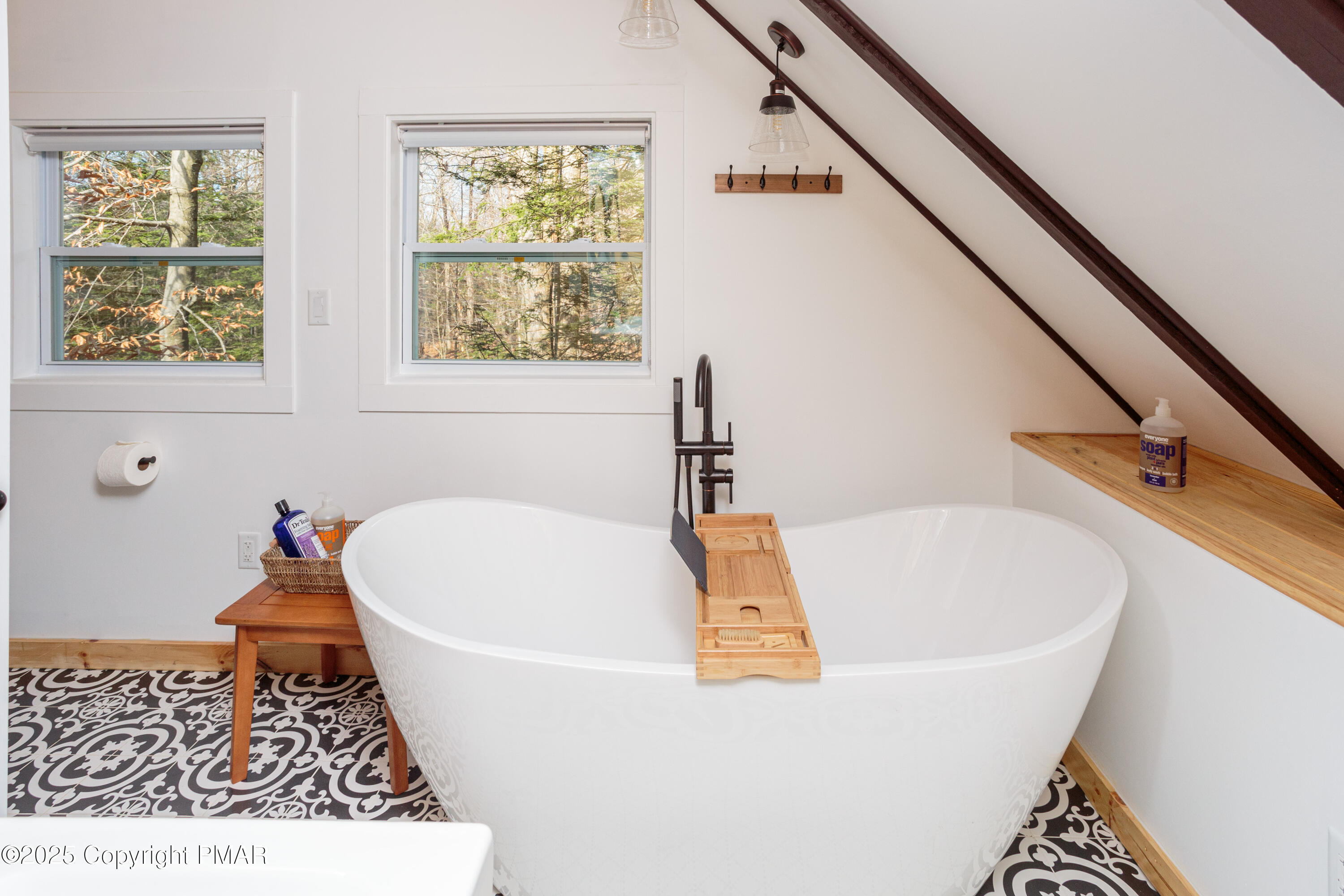 619 Washington Place