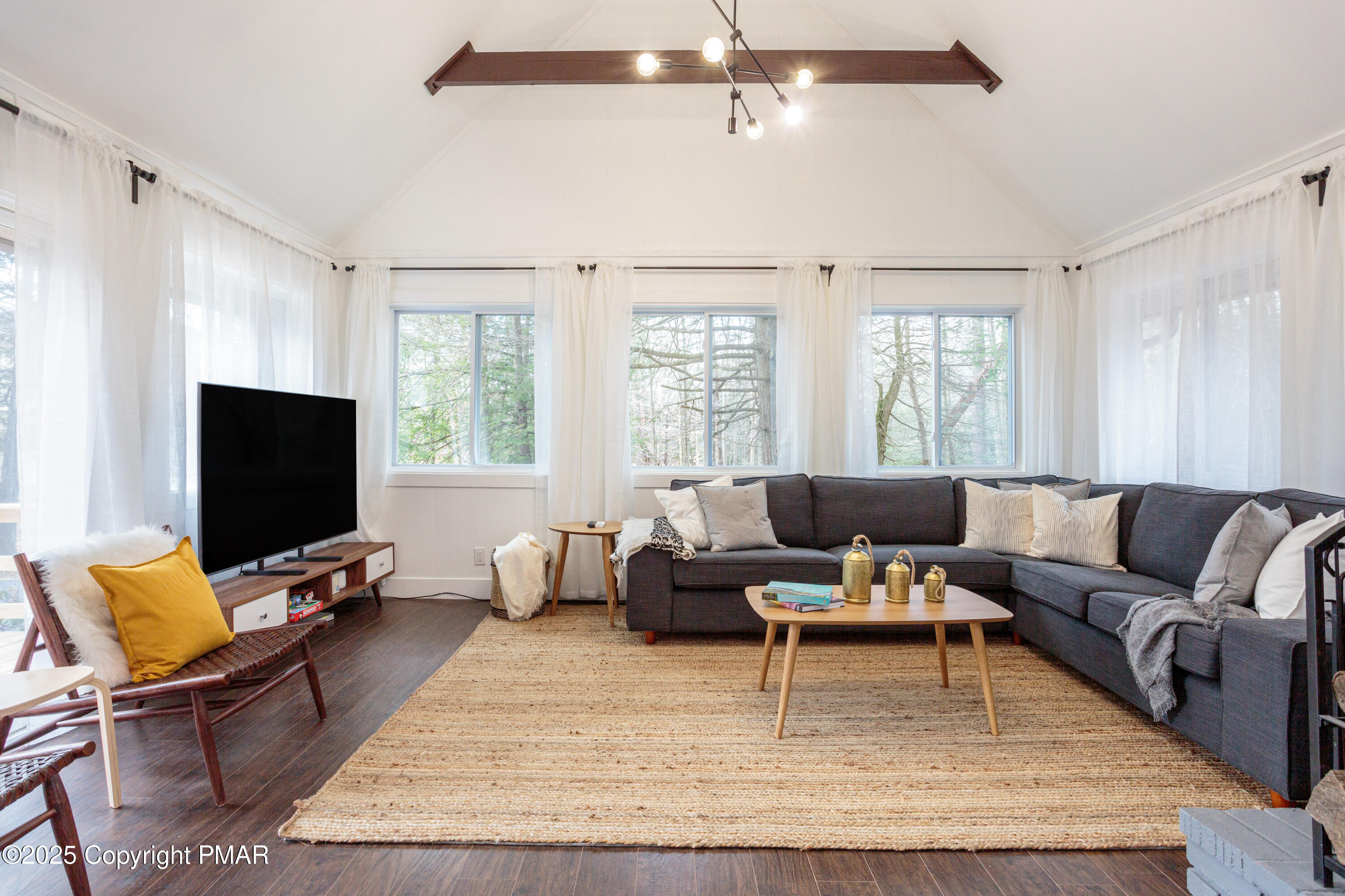 619 Washington Place