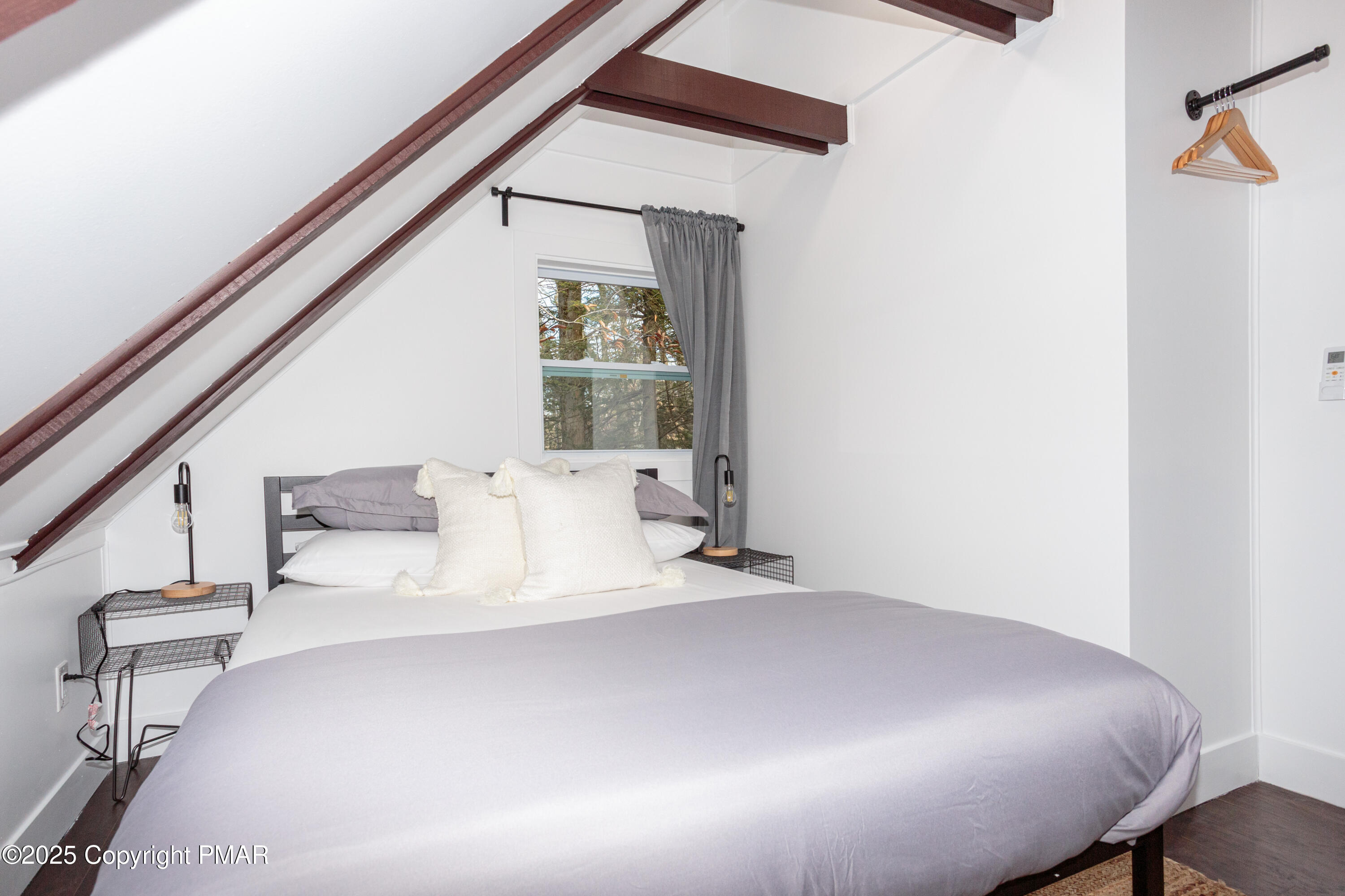 619 Washington Place