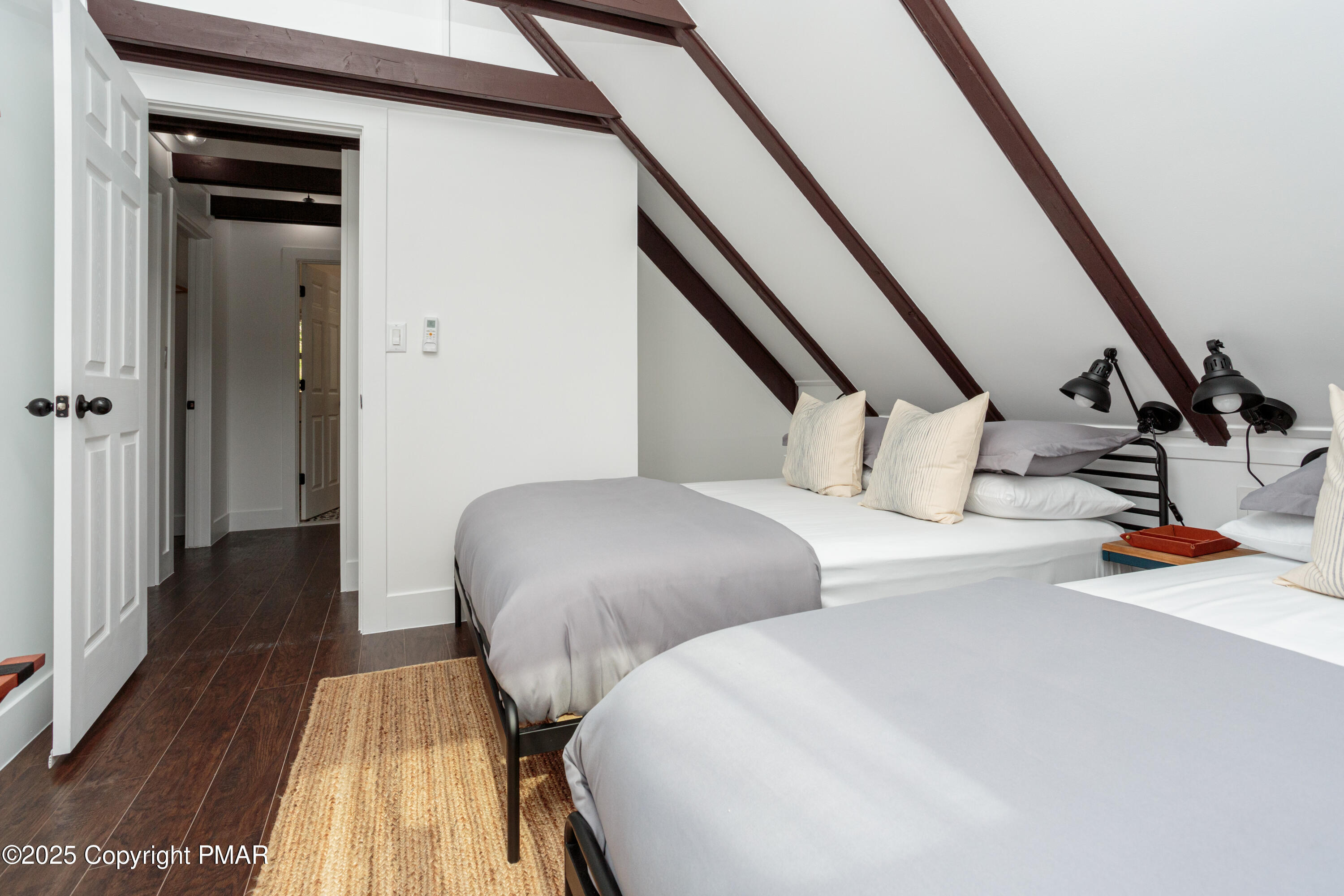 619 Washington Place