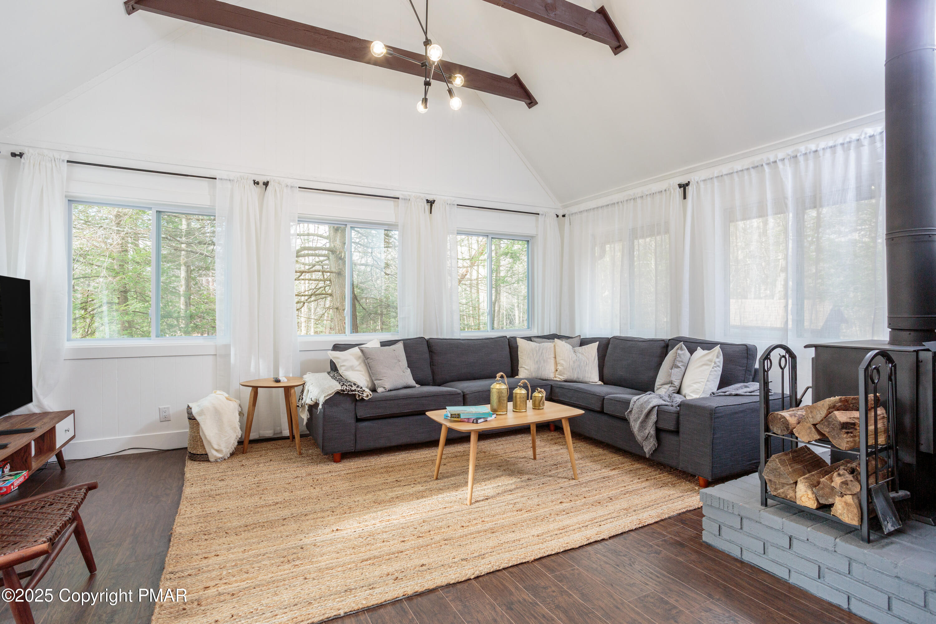 619 Washington Place