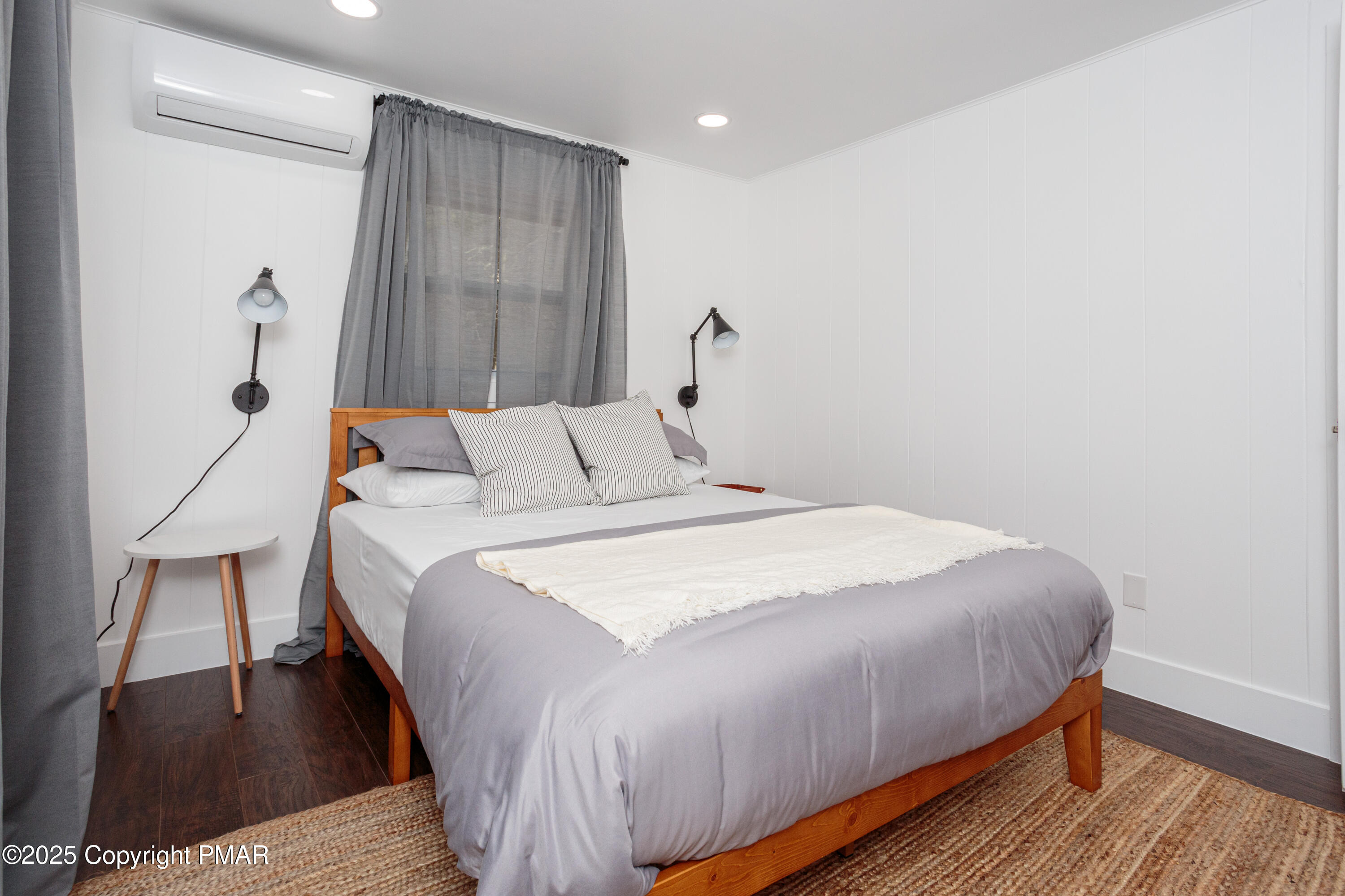 619 Washington Place