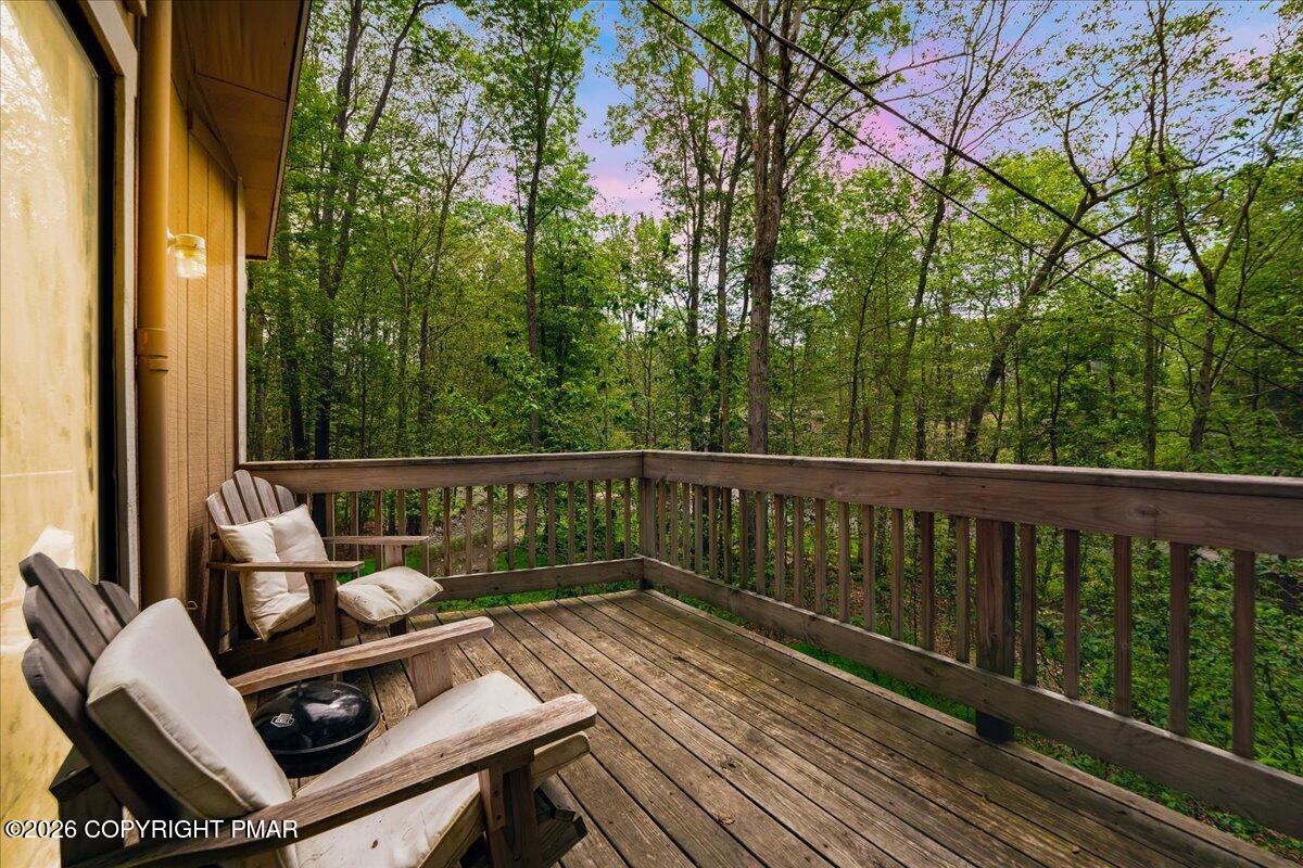 4121 Hemlock Trail