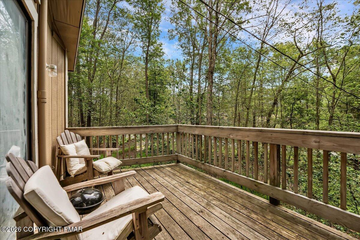 4121 Hemlock Trail