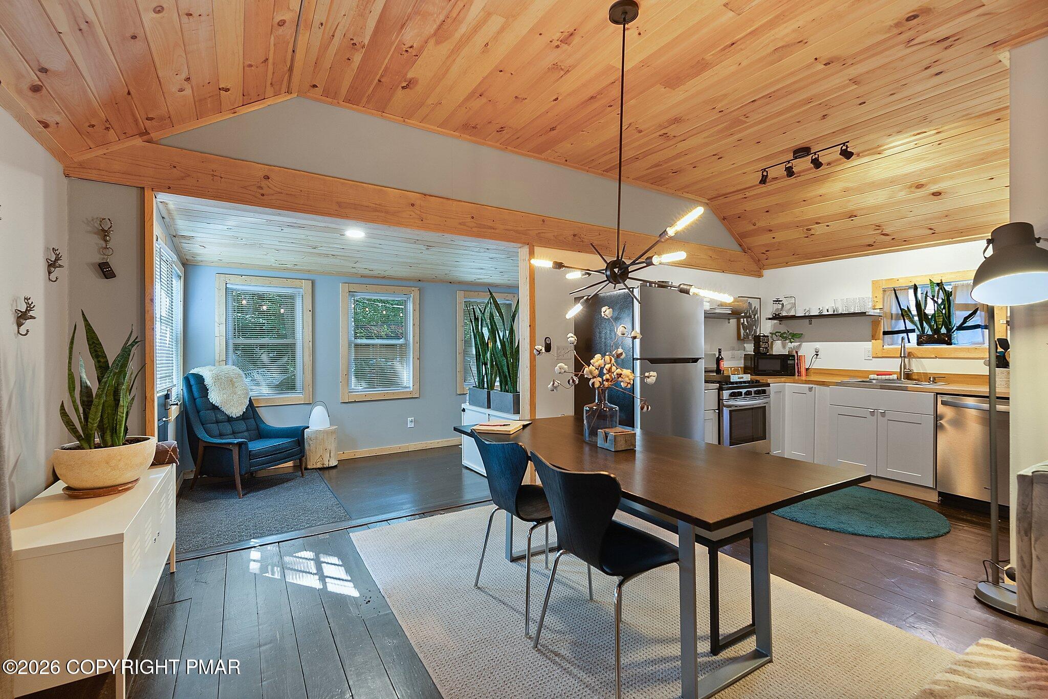 112 Sweet Pea Lane