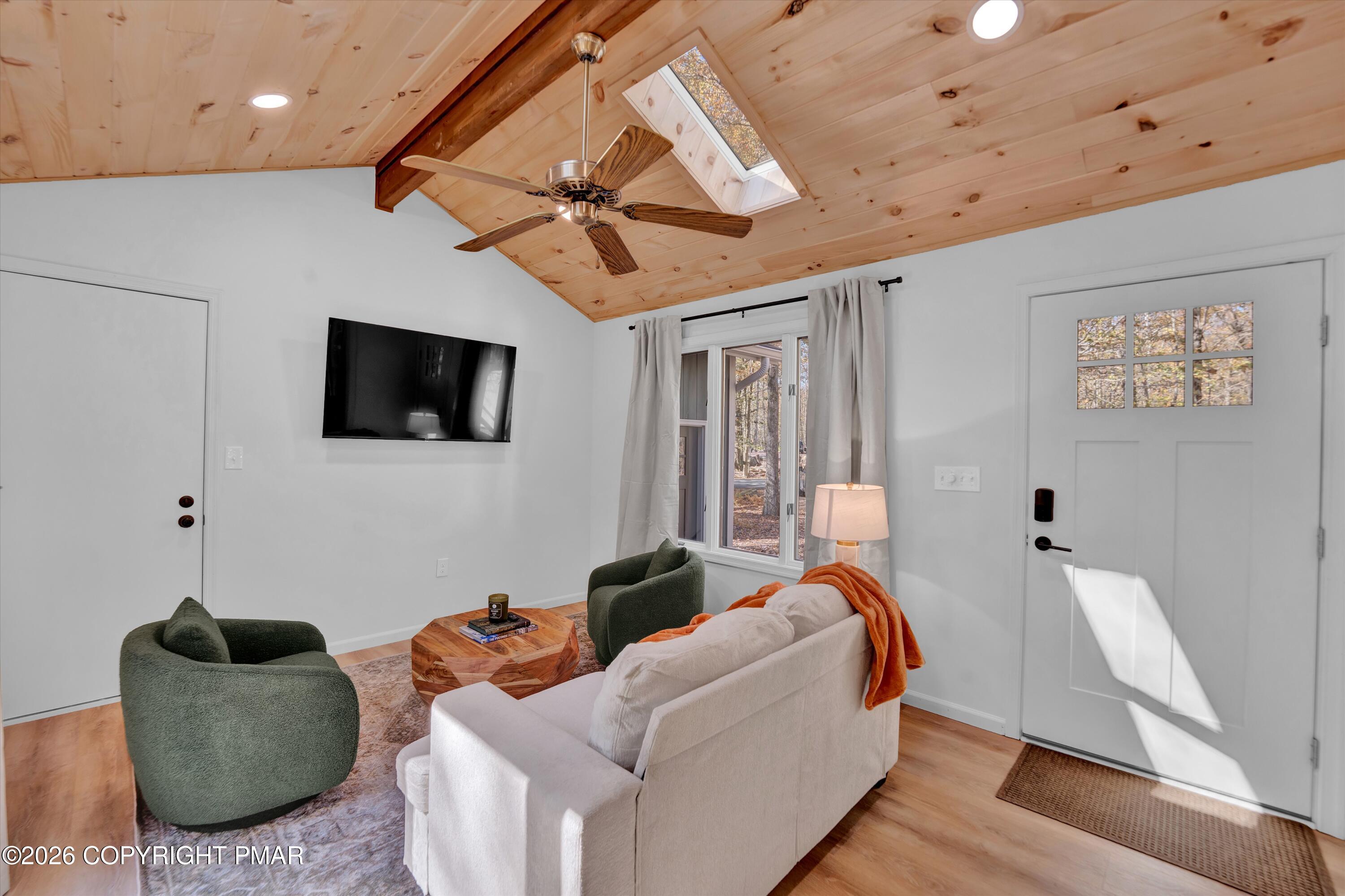 6 Ingrid Drive