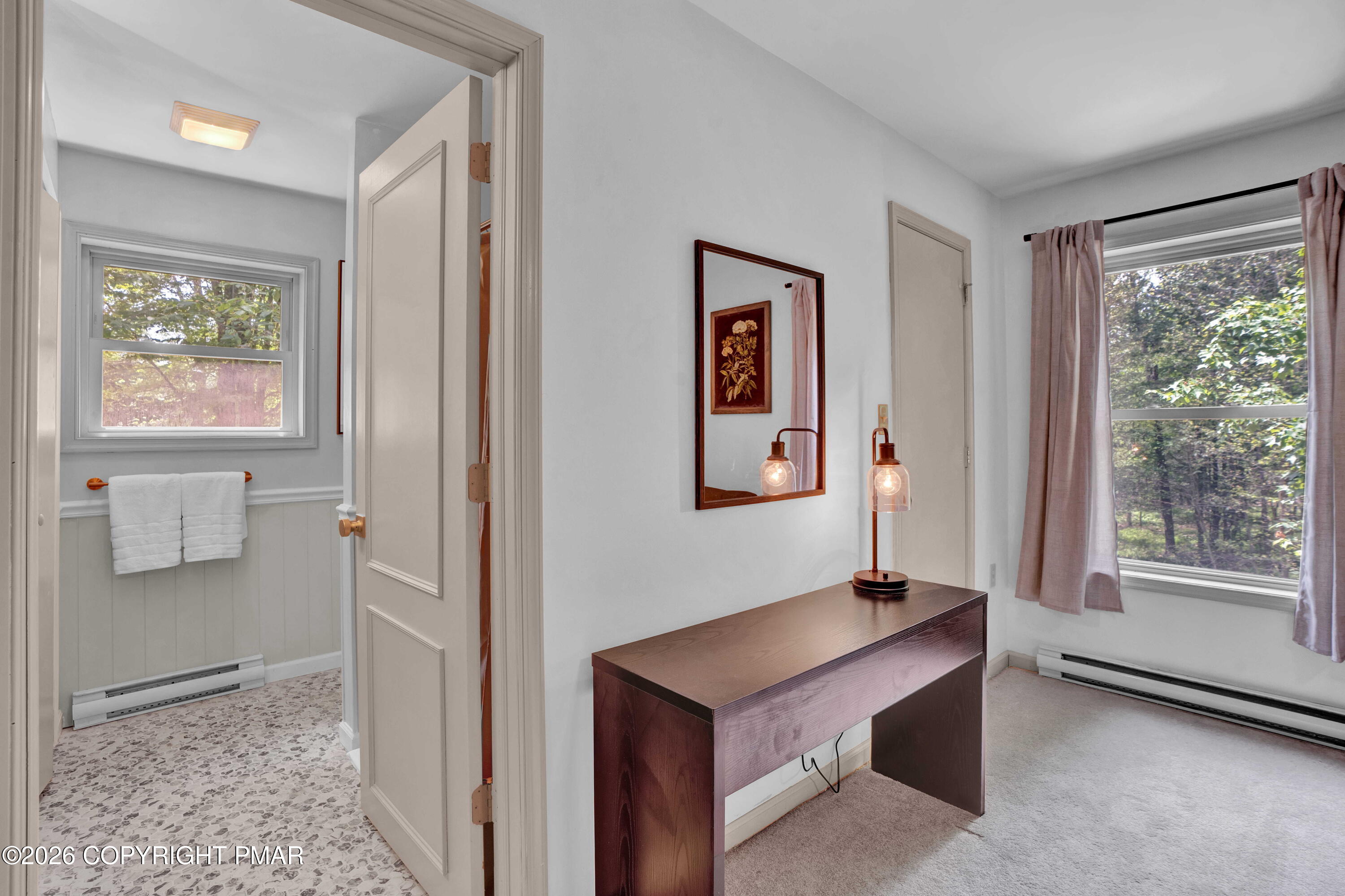 24 W Creekview Drive