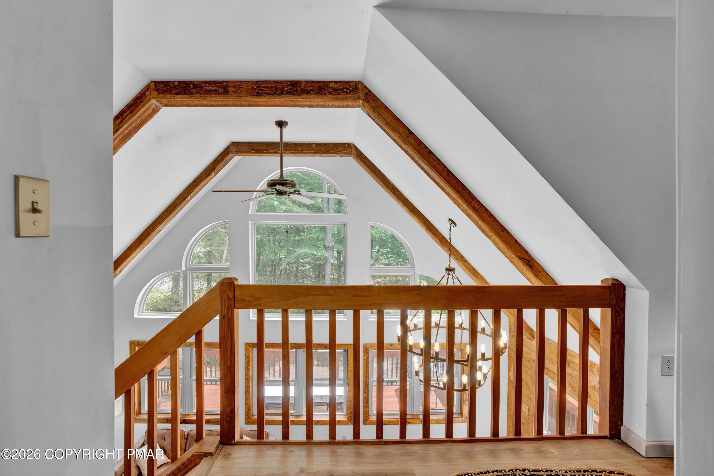 24 W Creekview Drive
