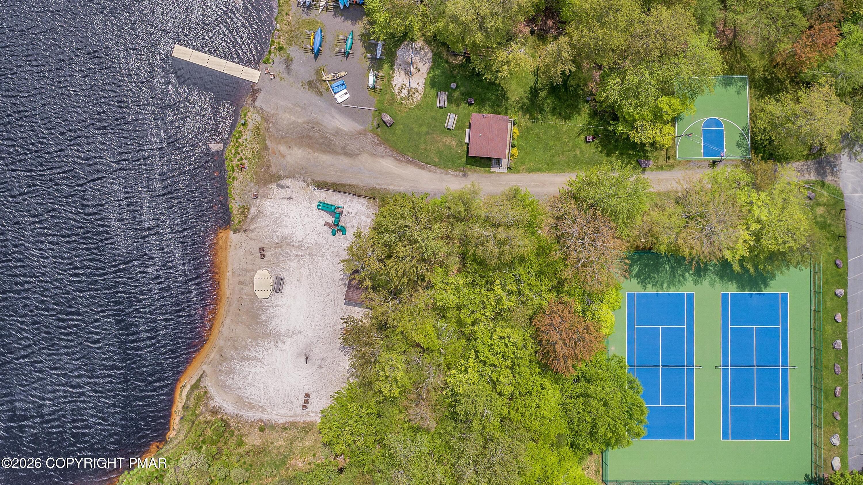 24 W Creekview Drive