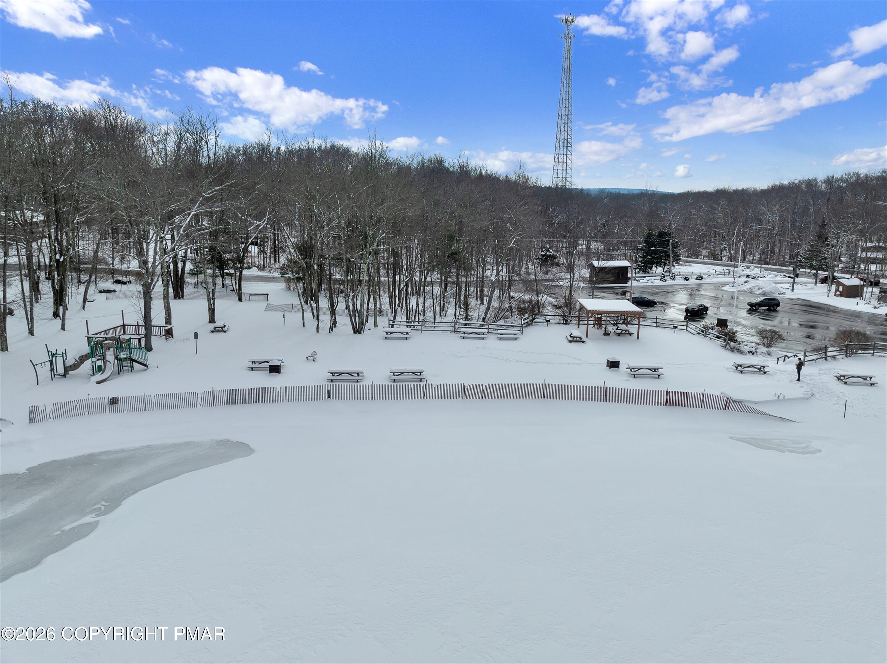 24 W Creekview Drive