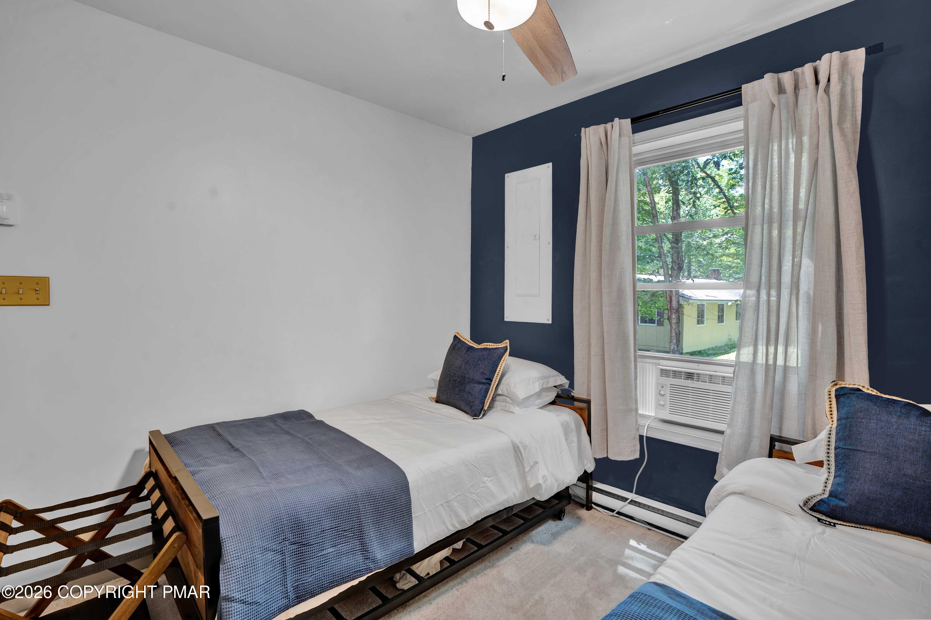 24 W Creekview Drive