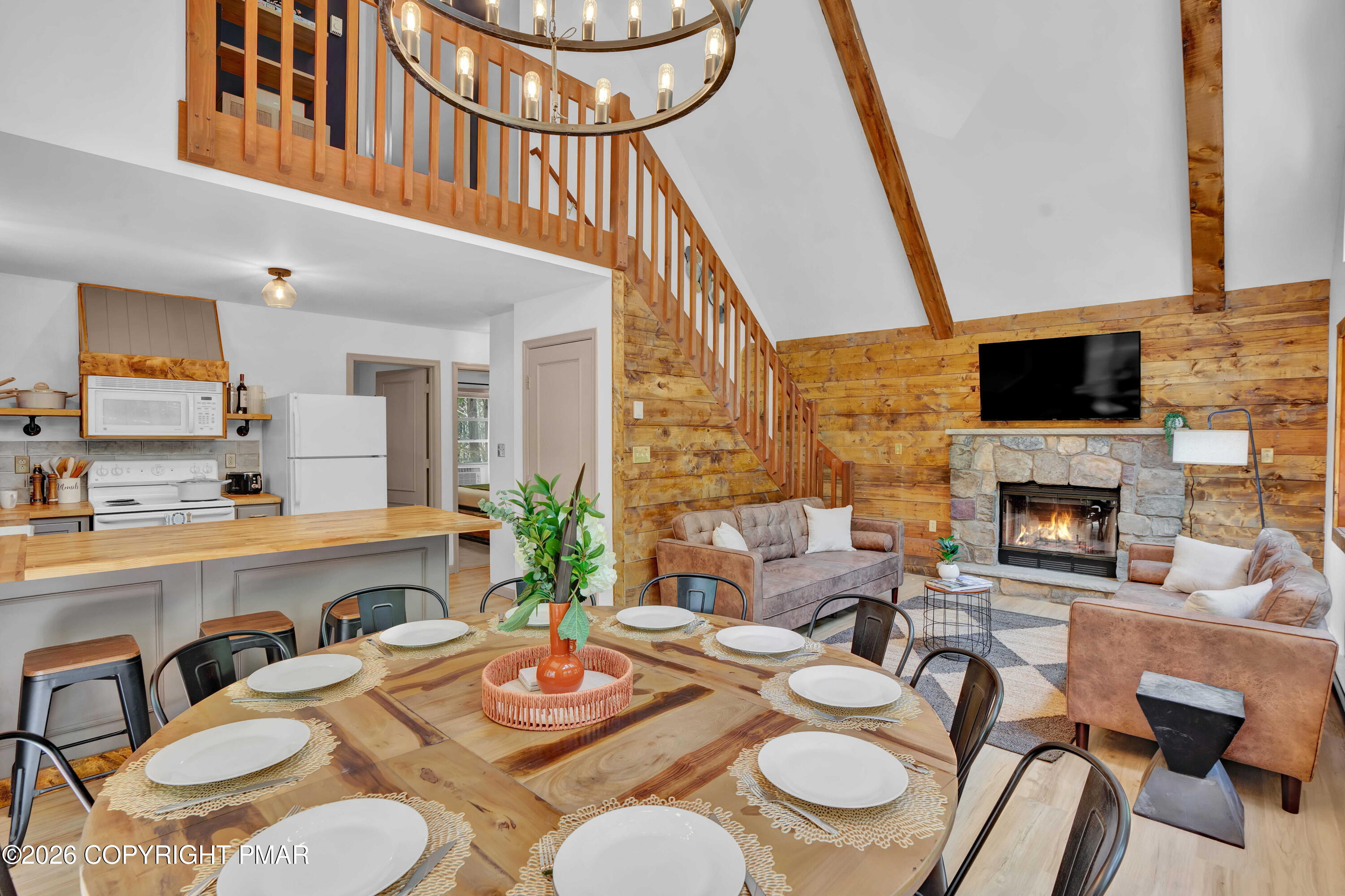 24 W Creekview Drive
