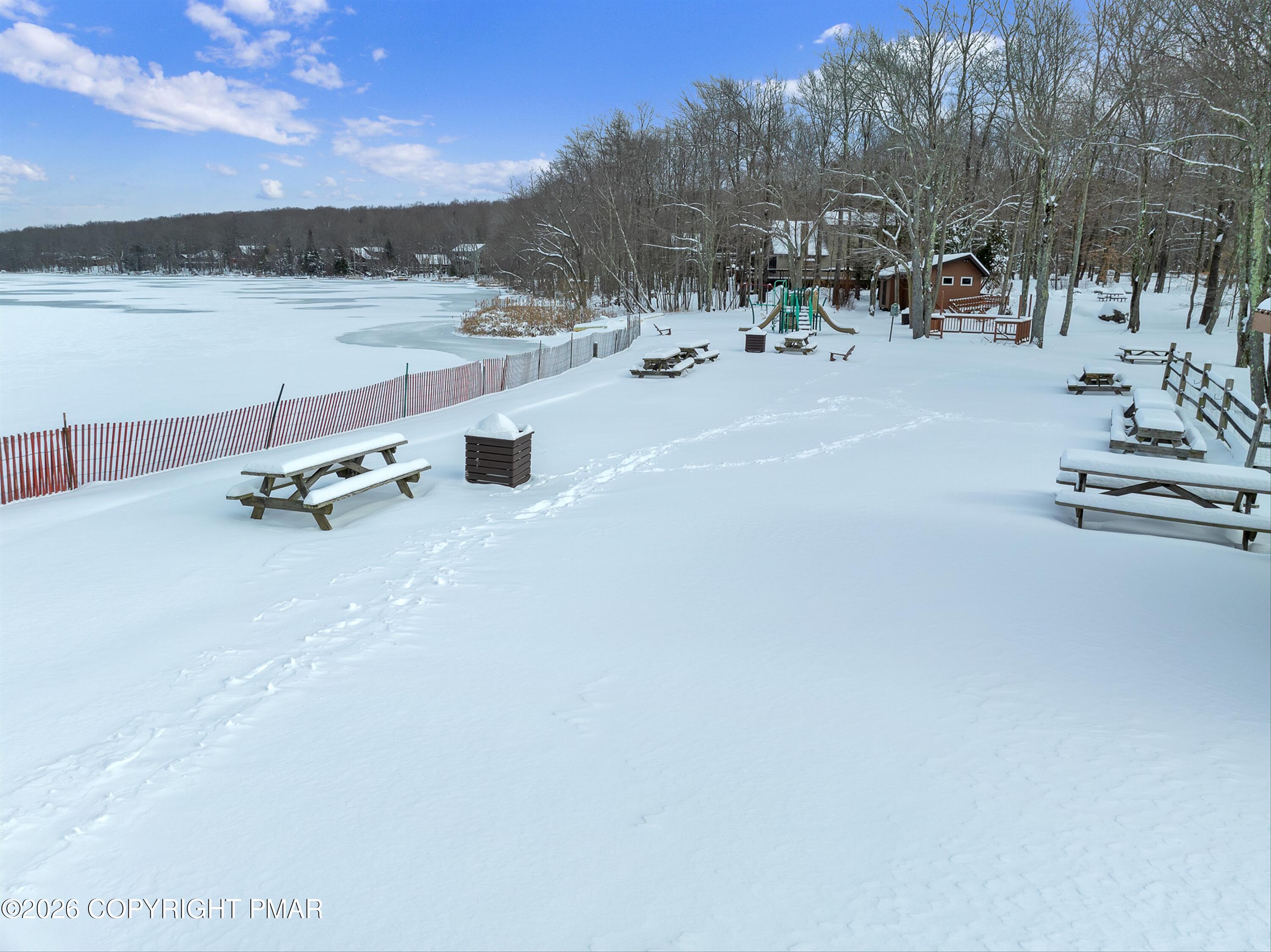24 W Creekview Drive