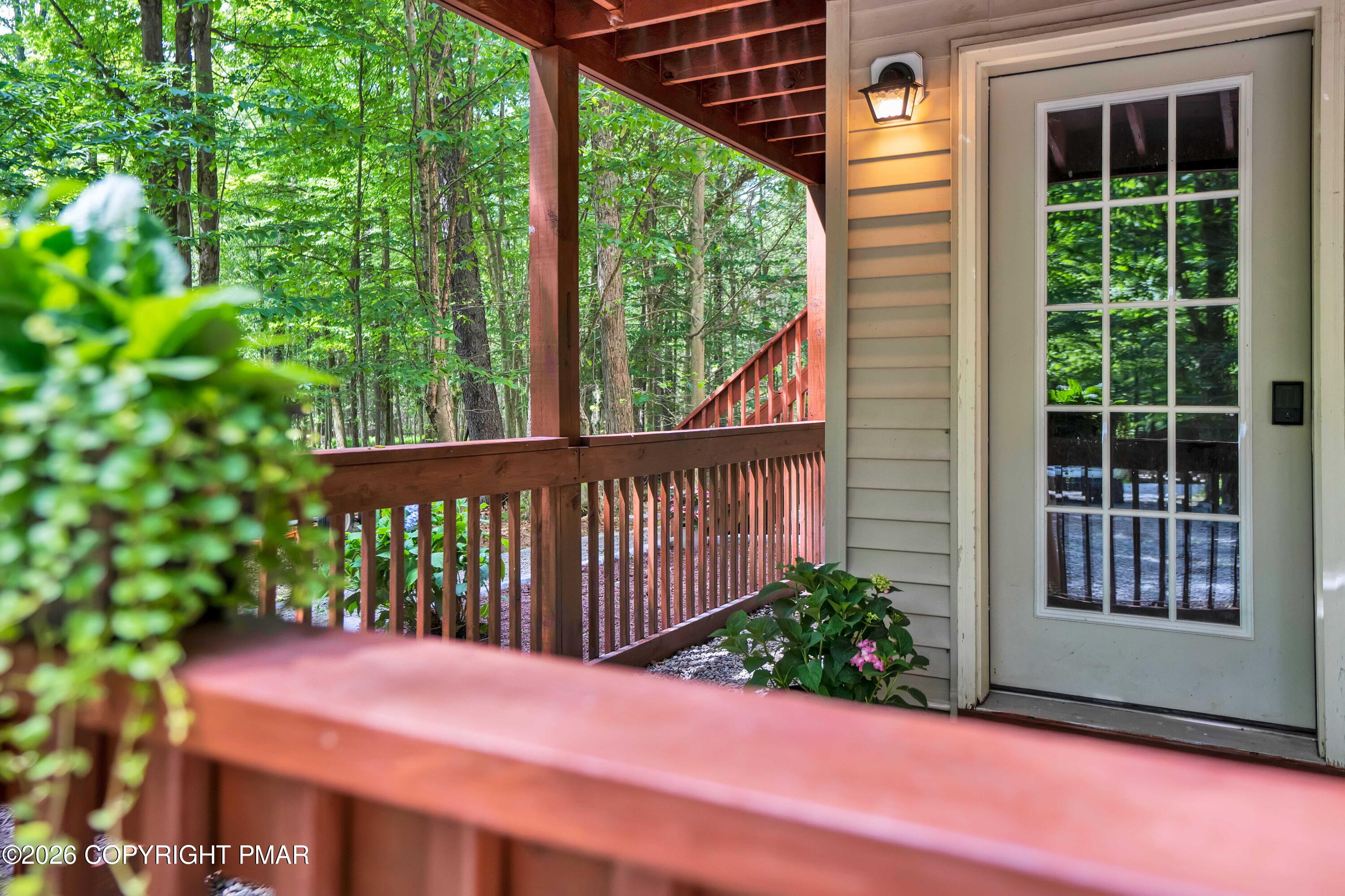 24 W Creekview Drive
