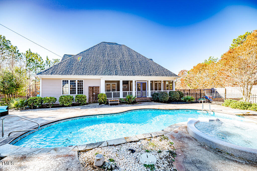 218 Roberts Road
