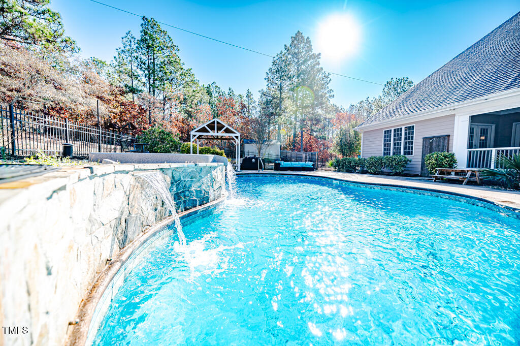 218 Roberts Road
