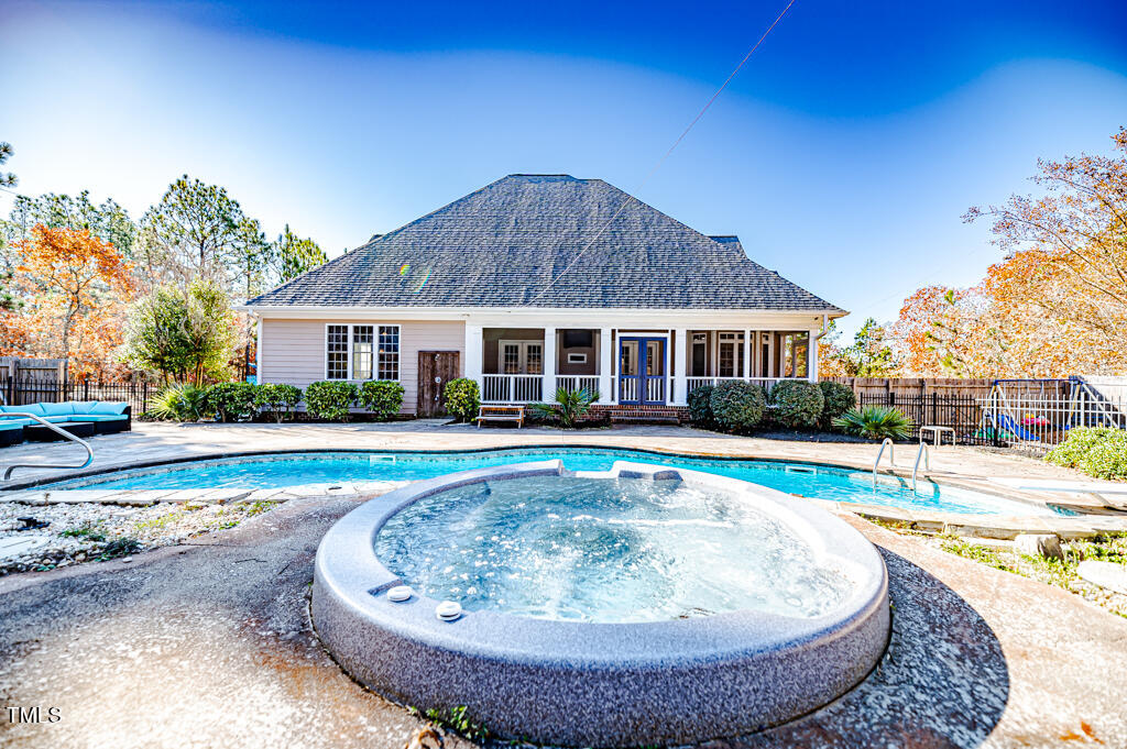 218 Roberts Road