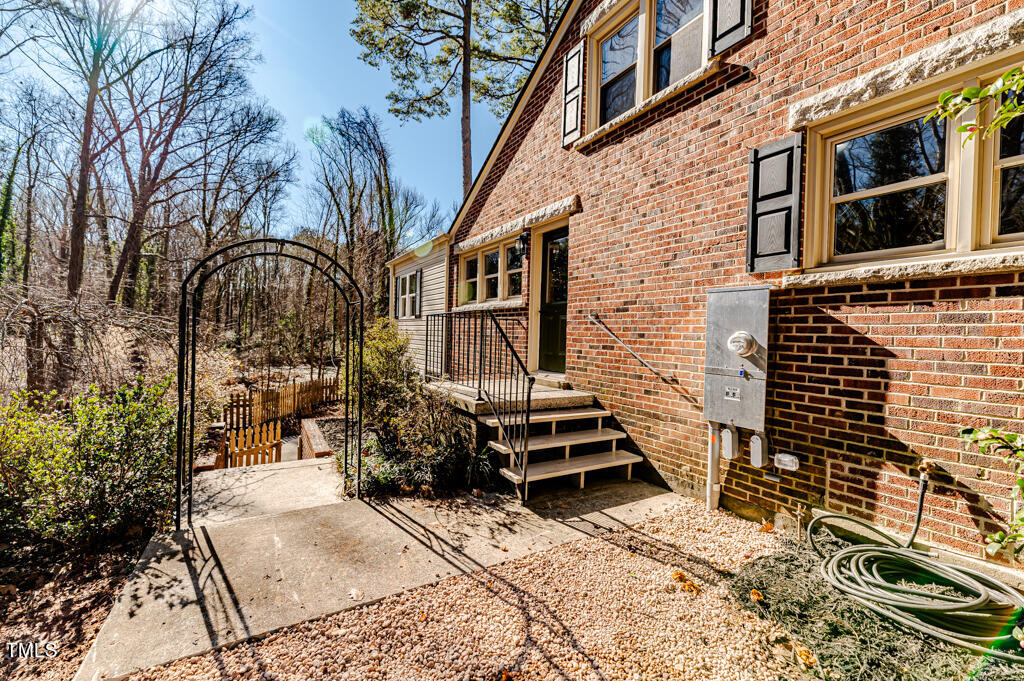 621 Carbonton Road
