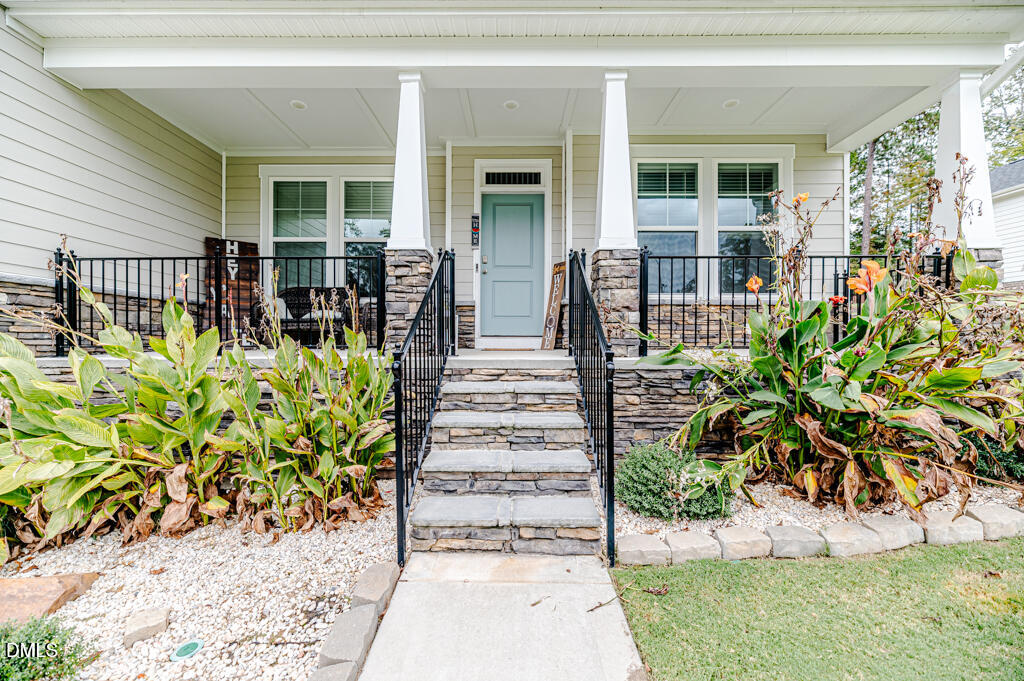 202 Streamside Drive