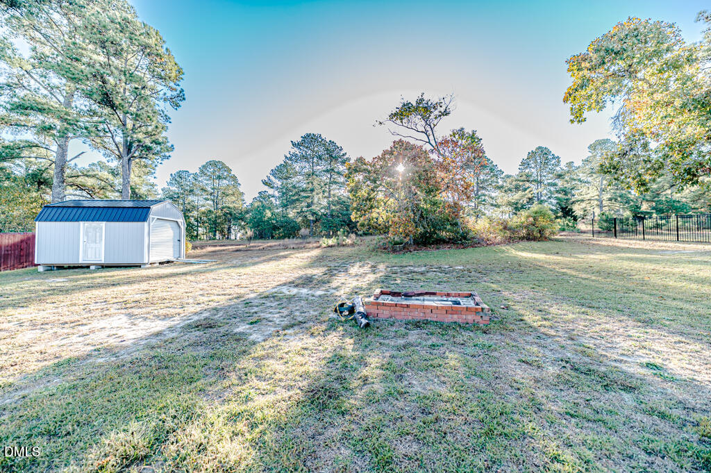 437 Spring Flowers Drive, Cameron