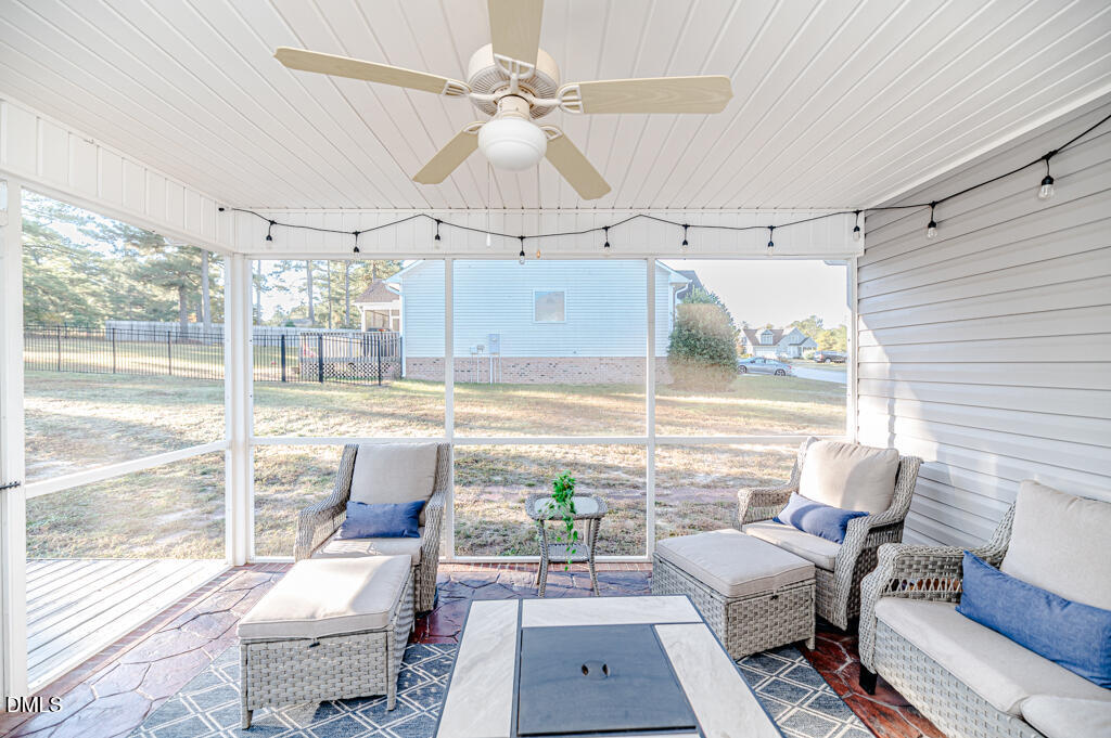 437 Spring Flowers Drive, Cameron