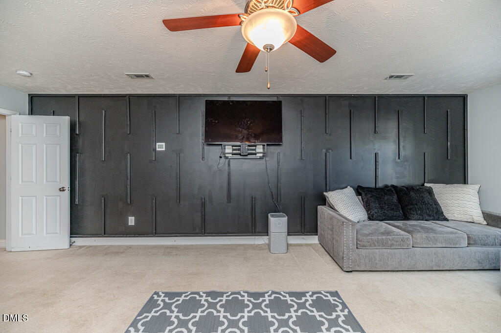 437 Spring Flowers Drive, Cameron