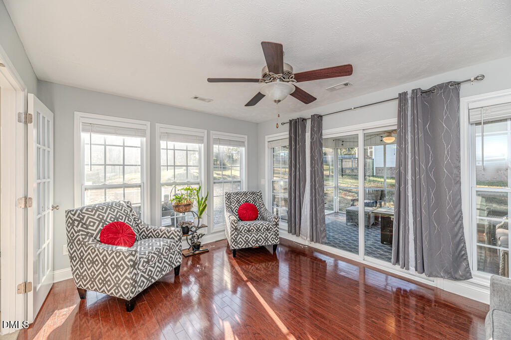 437 Spring Flowers Drive, Cameron