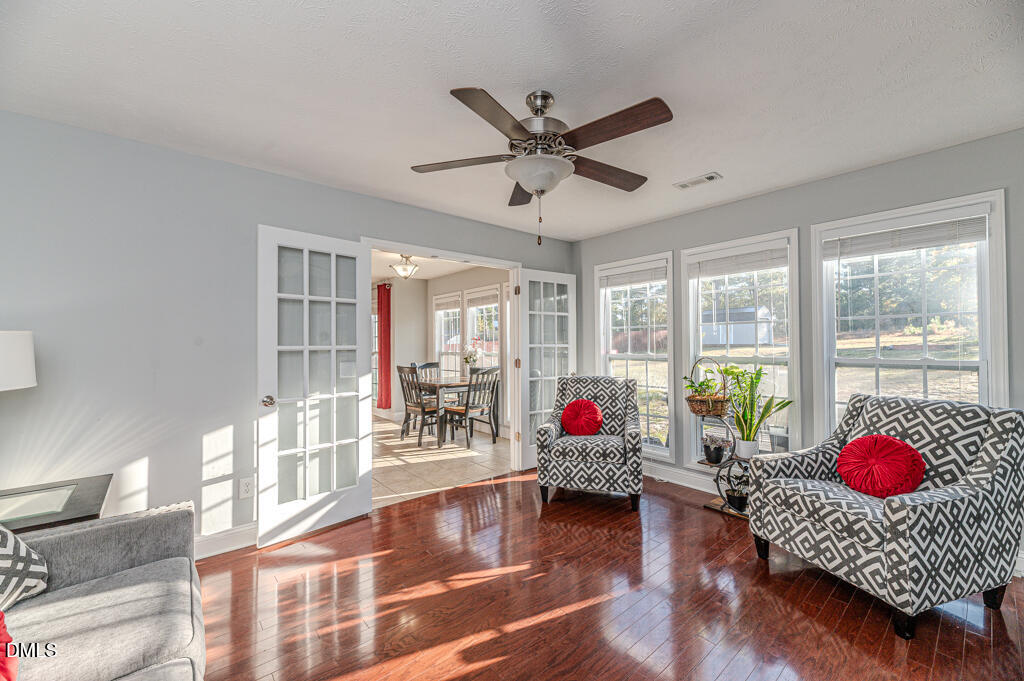 437 Spring Flowers Drive, Cameron