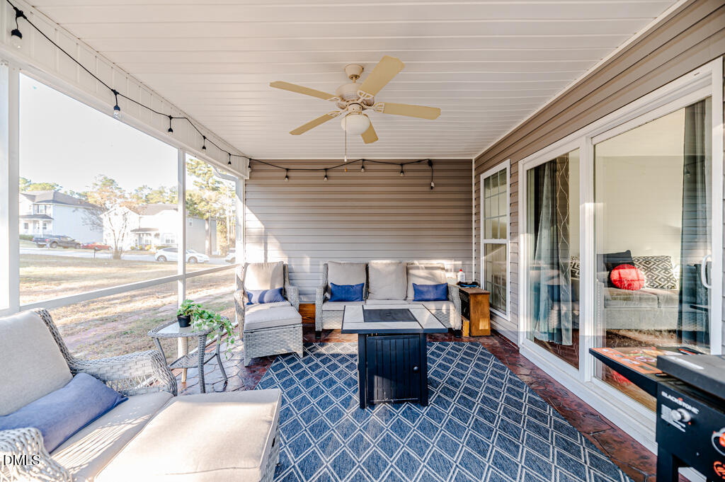 437 Spring Flowers Drive, Cameron