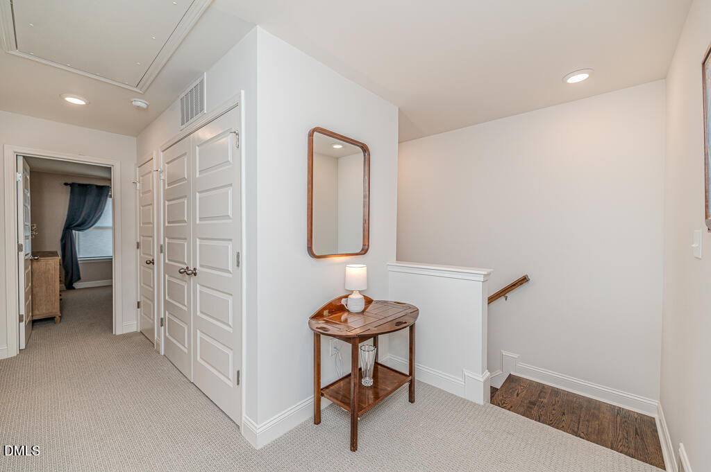 208 Golden Gate Lane