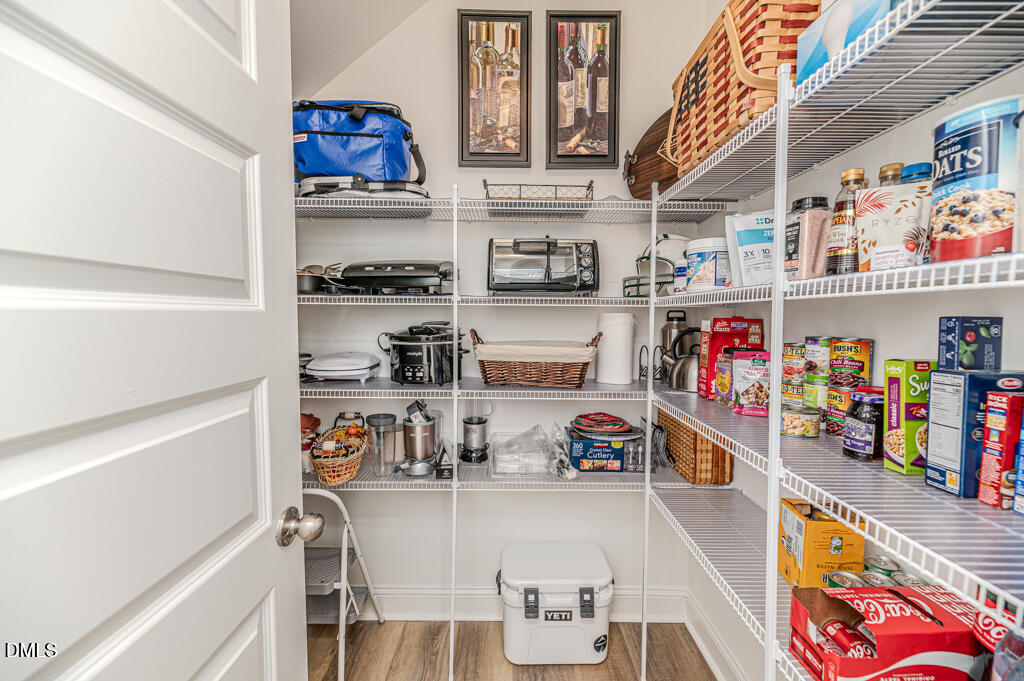 208 Golden Gate Lane